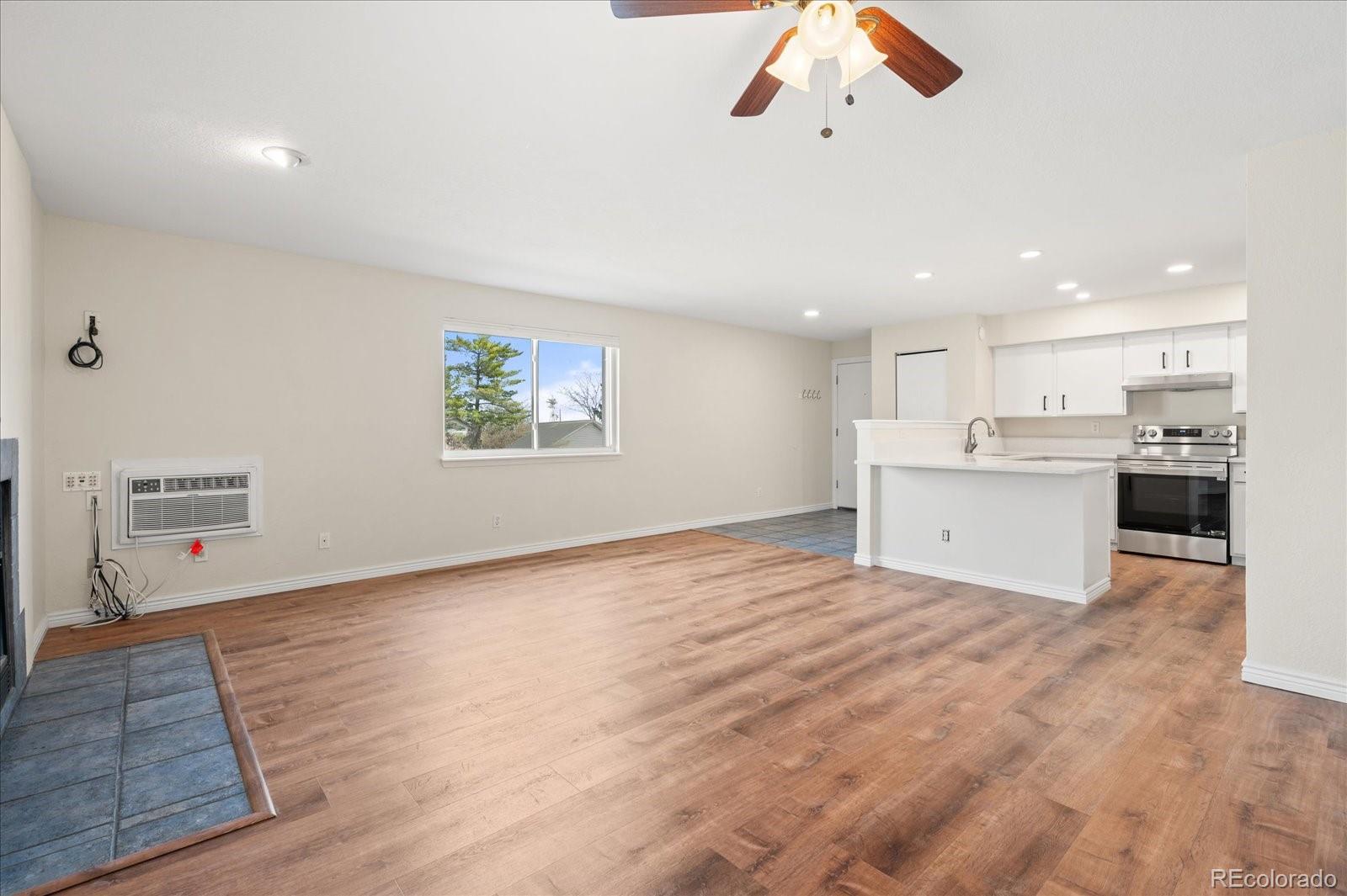 281 S Zinnia Way, denver&nbsp; House Search MLS Picture