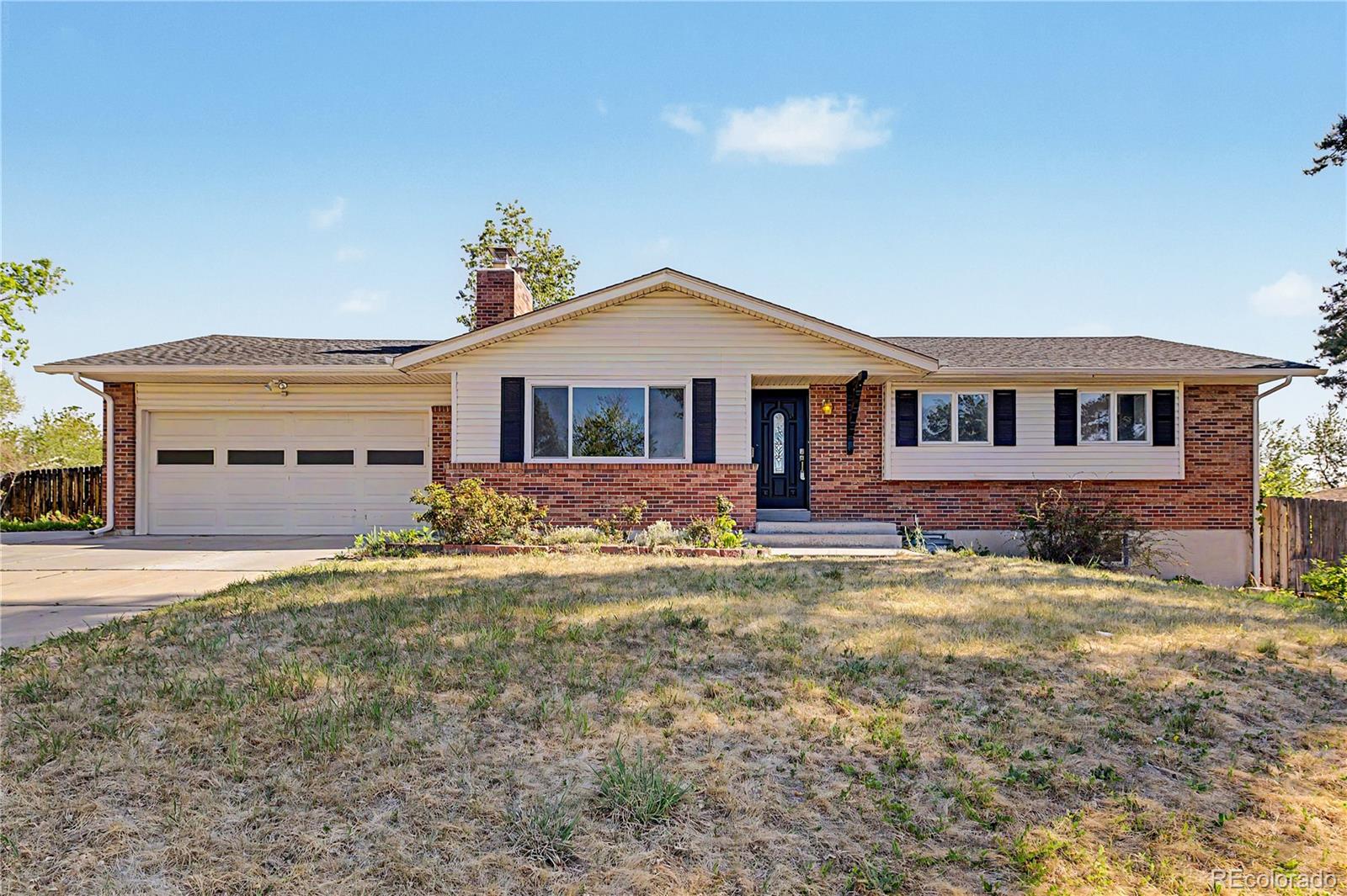 Green Mountain Lakewood Home | MLS #: 520046012097 W Mexico Place, Lakewood Beds: 4 Baths: 3 Price: $599,000