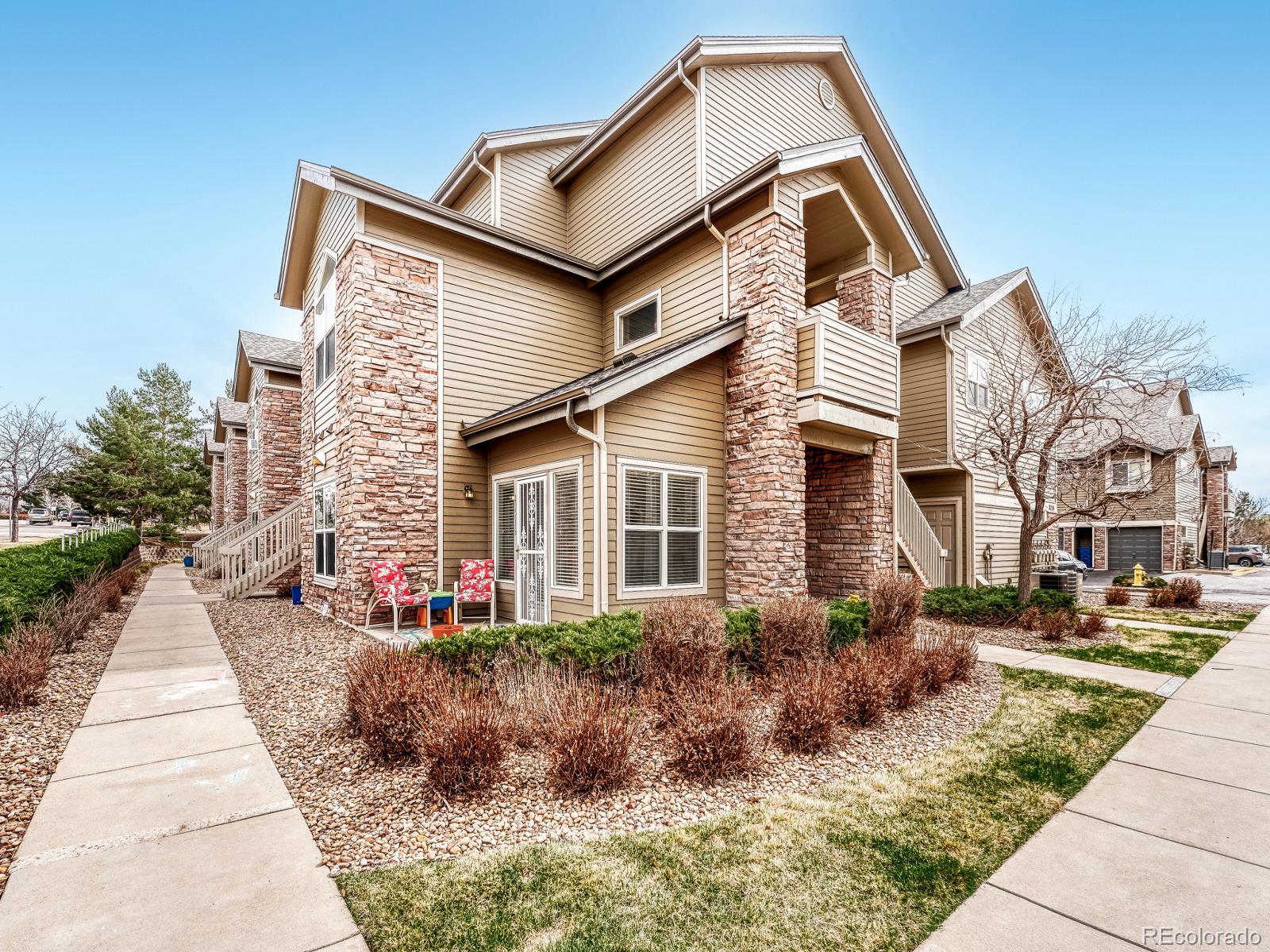 3216 S Walden Court, aurora&nbsp; House Search MLS Picture