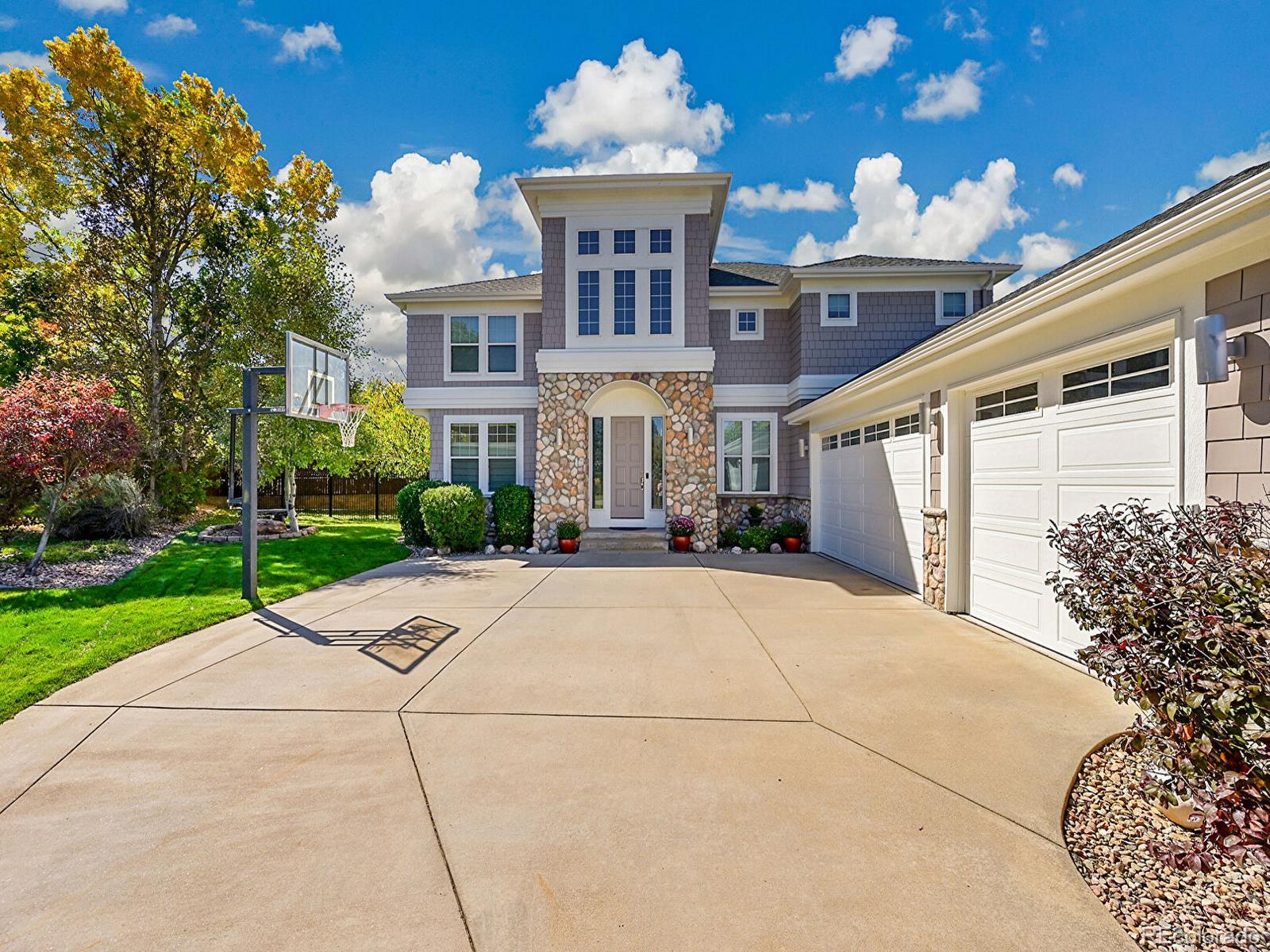  Golden Home | MLS #: 880878014040 W 30th Lane, Golden Beds: 5 Baths: 4 Price: $2,275,000