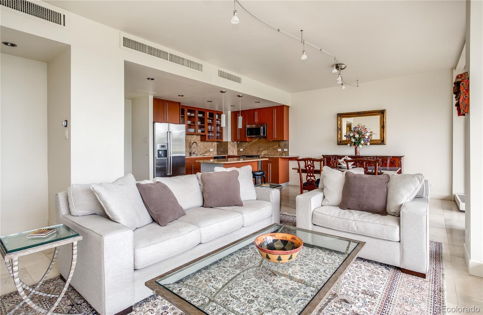 Cheesman Park Denver Condo / Townhome | MLS #: 56043171201 N Williams Street 3B, Denver Beds: 2 Baths: 2 Price: $495,000