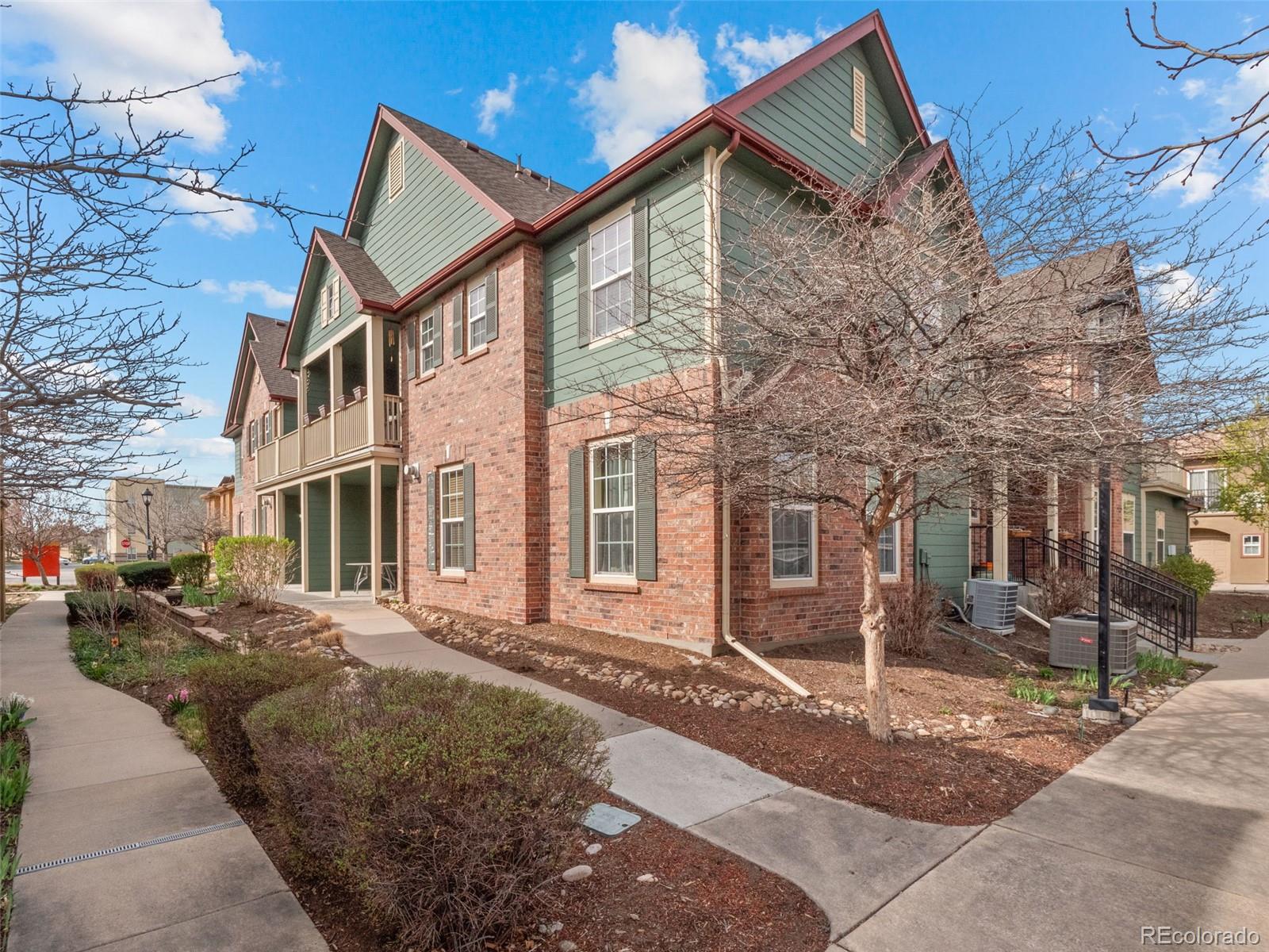 Central Park Denver Condo / Townhome | MLS #: 87508387777 E 23rd Avenue 1303, Denver Beds: 2 Baths: 2 Price: $375,000