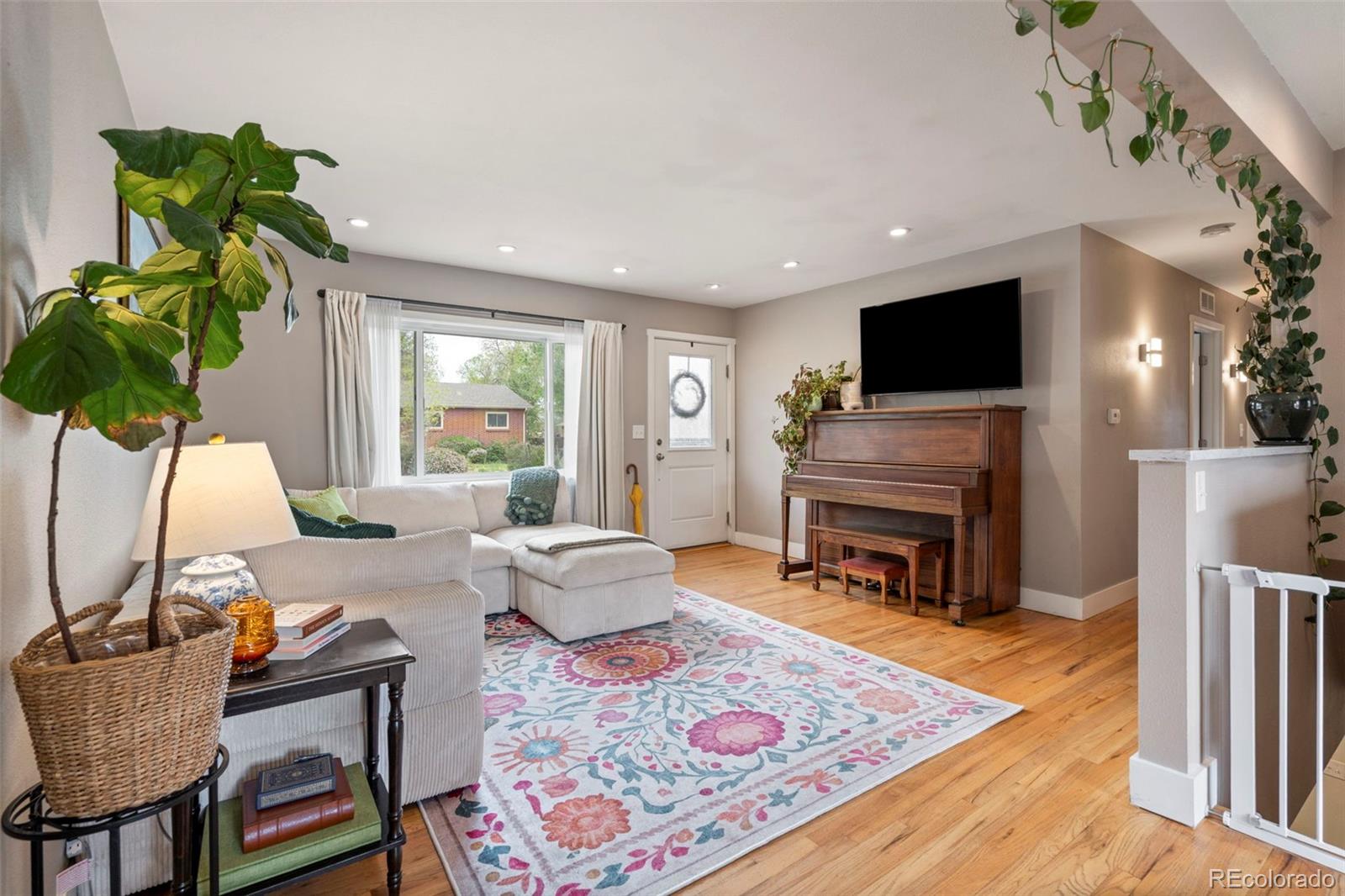 6927  Newcombe Street, arvada&nbsp; House Search MLS Picture