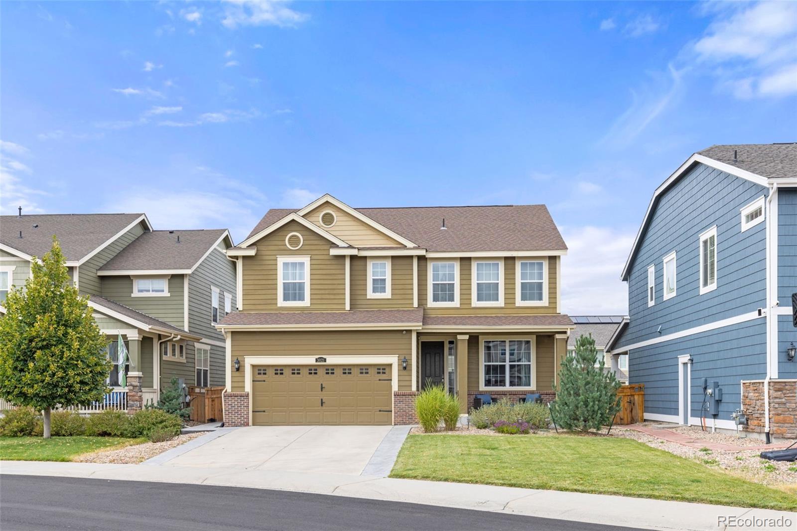 The Meadows Castle Rock Home | MLS #: 98315603021  Leafdale Drive, Castle Rock Beds: 4 Baths: 3 Price: $715,000