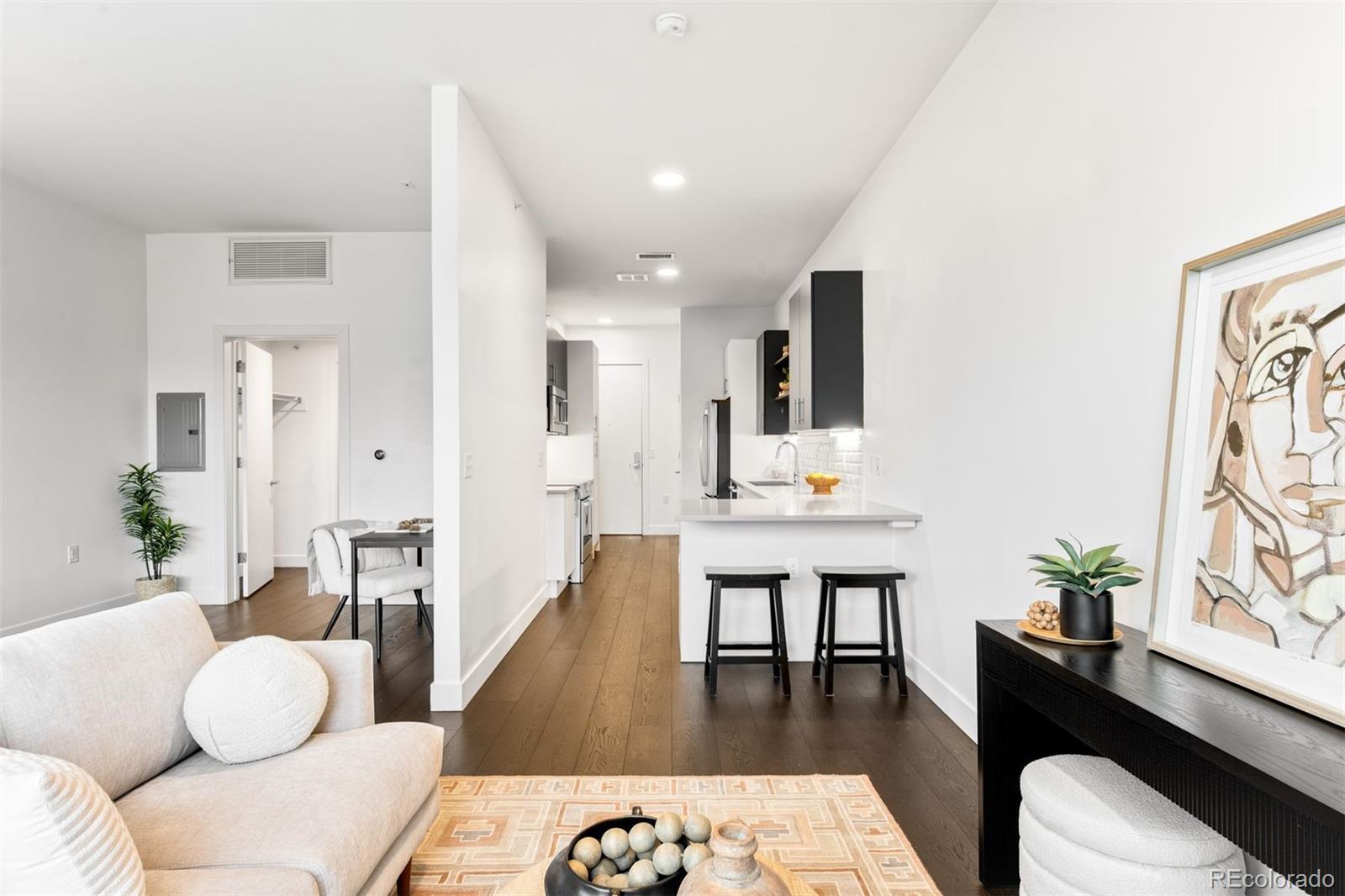  Denver Condo / Townhome | MLS #: 58056592525  Arapahoe Street RD310, Denver Beds: 1 Baths: 1 Price: $390,000