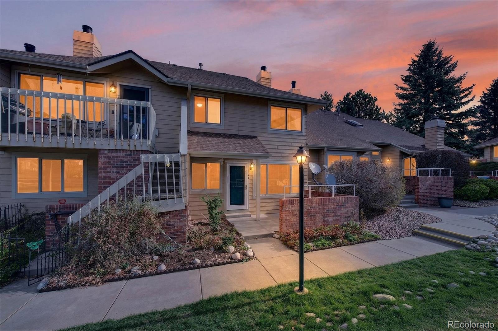  Aurora Home | MLS #: 63996182179 S Scranton Way, Aurora Beds: 2 Baths: 2 Price: $278,500