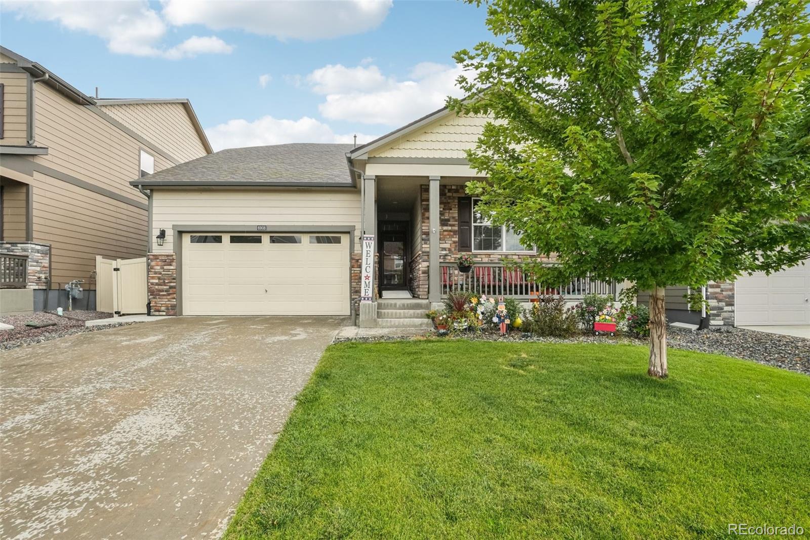  Frederick Home | MLS #: 38448706908  Clarke Drive, Frederick Beds: 3 Baths: 2 Price: $525,000
