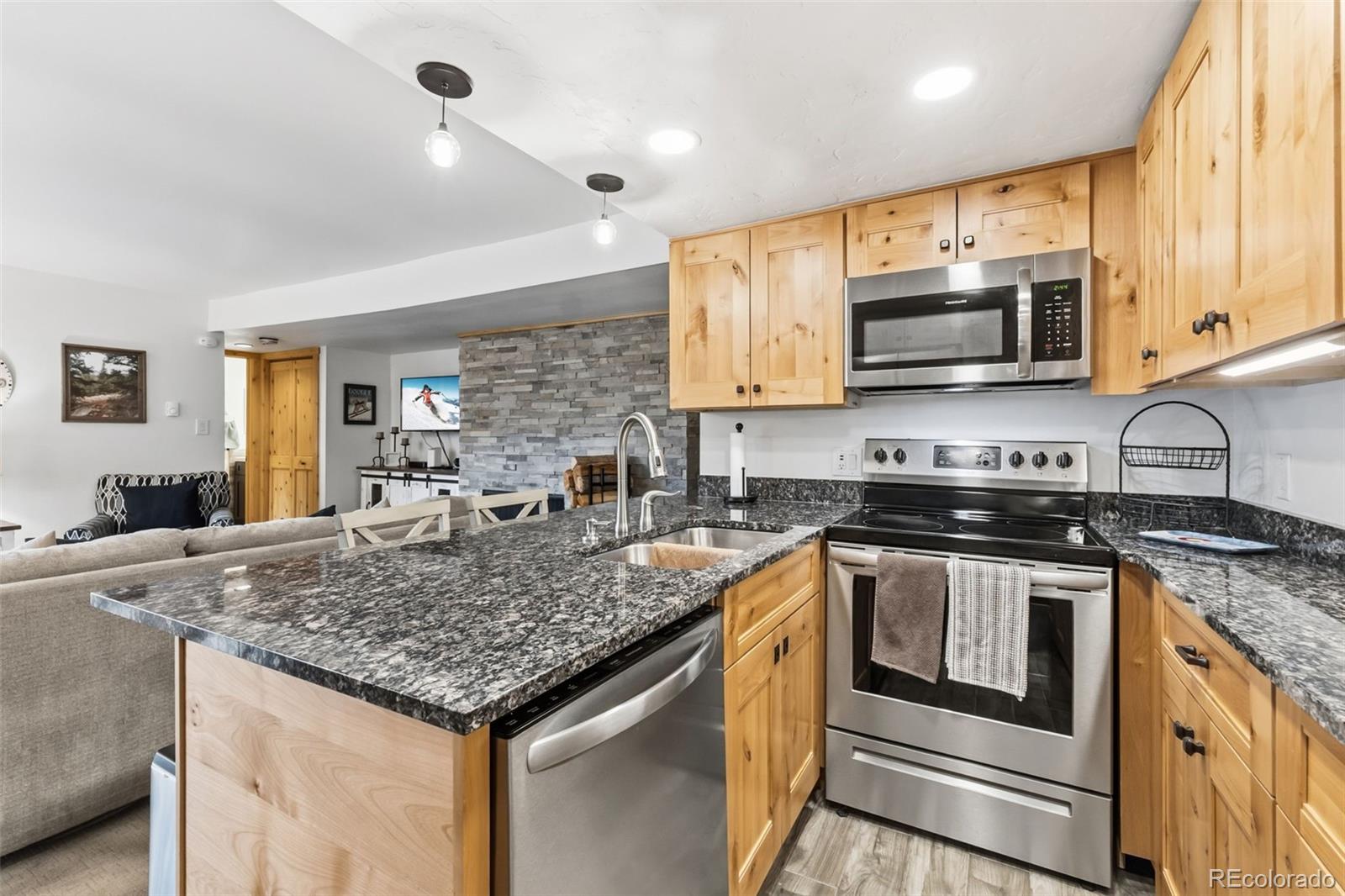 dillon&nbsp; House Search Picture