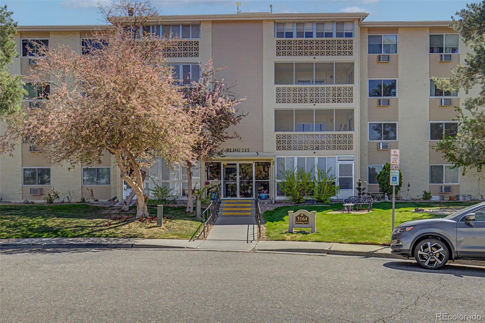 3164 S Wheeling Way, aurora&nbsp; House Search MLS Picture