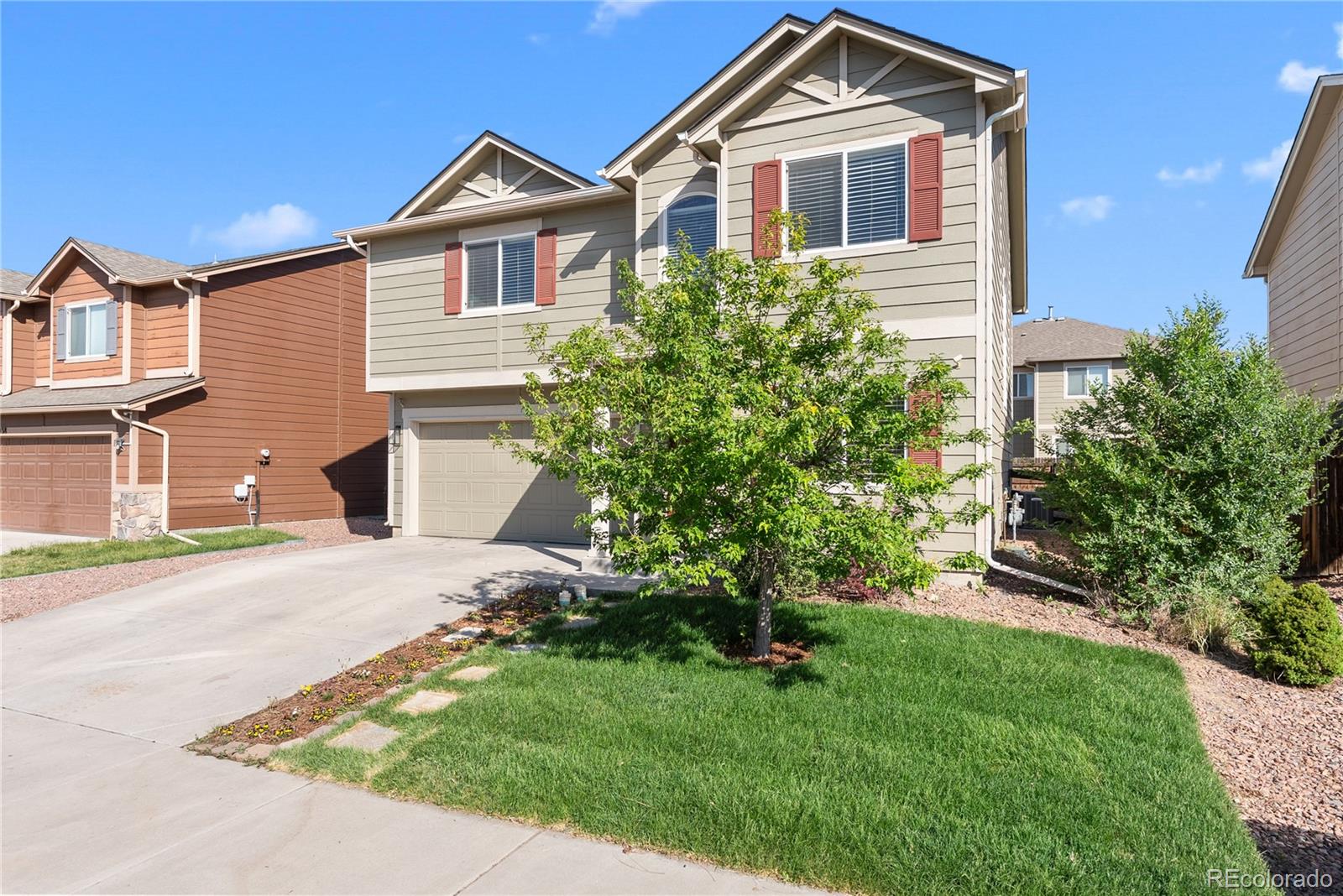 4044  Silver Star Grove, colorado springs&nbsp; House Search MLS Picture