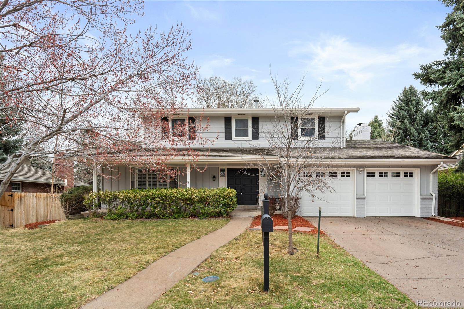  Denver Home | MLS #: 46312493966 S Magnolia Way, Denver Beds: 5 Baths: 4 Price: $899,000