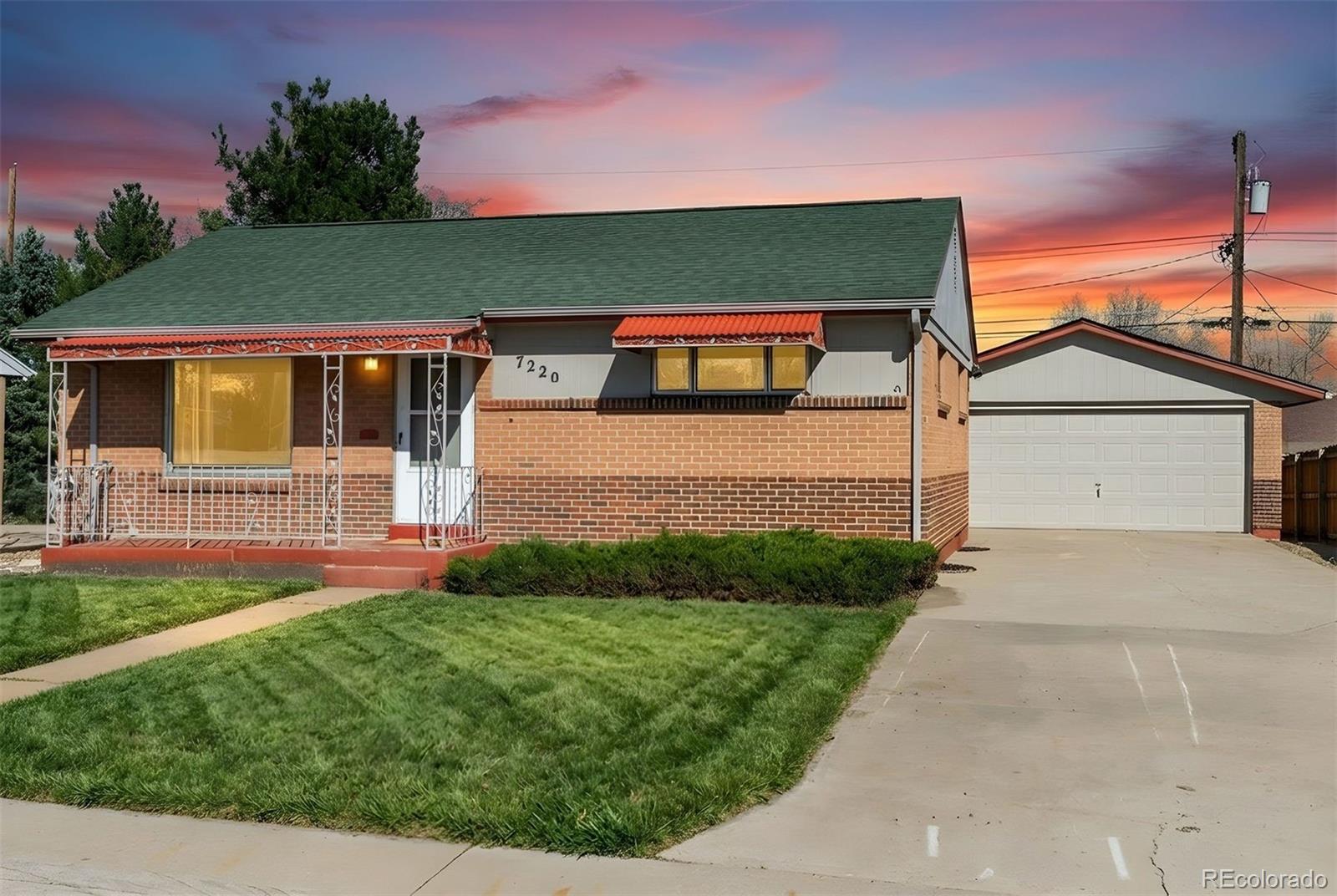 Perl Mack Denver Home | MLS #: 97862967220  Avrum Drive, Denver Beds: 3 Baths: 2 Price: $490,000