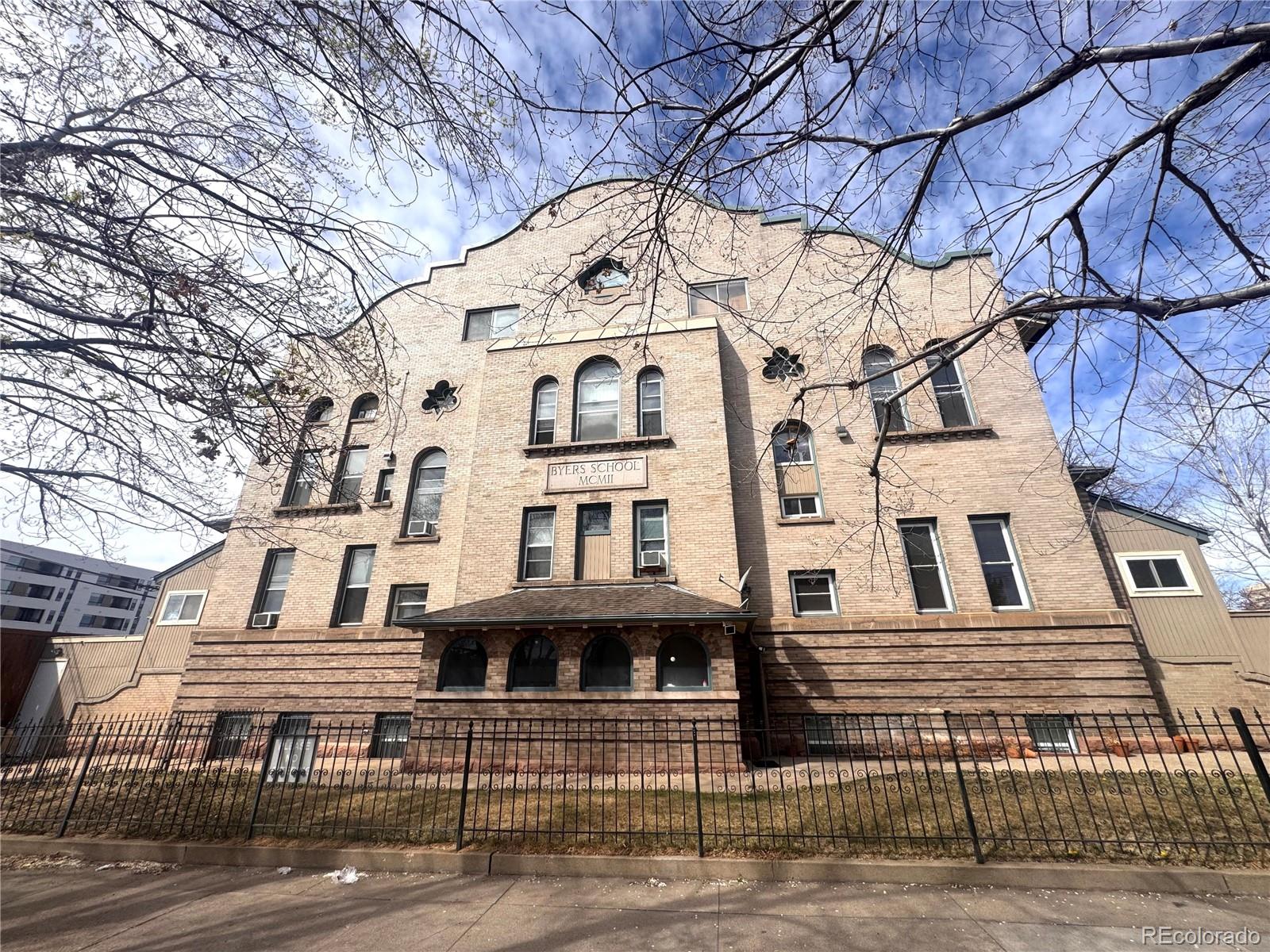 Baker Denver Condo / Townhome | MLS #: 4368575108 W Byers Place 202, Denver Beds: 1 Baths: 1 Price: $350,000
