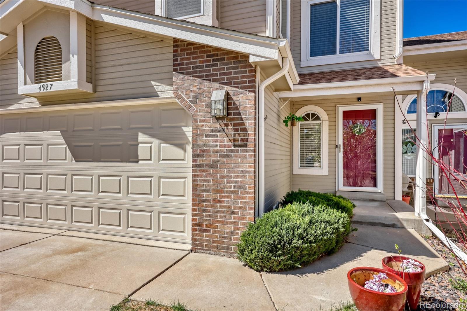 4927 S Eagle Circle, aurora&nbsp; House Search MLS Picture