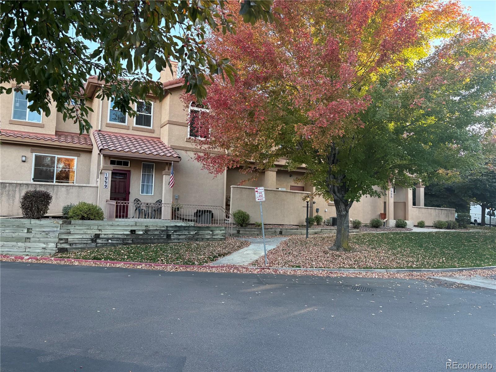 1559  Courtyard Heights, colorado springs&nbsp; House Search MLS Picture