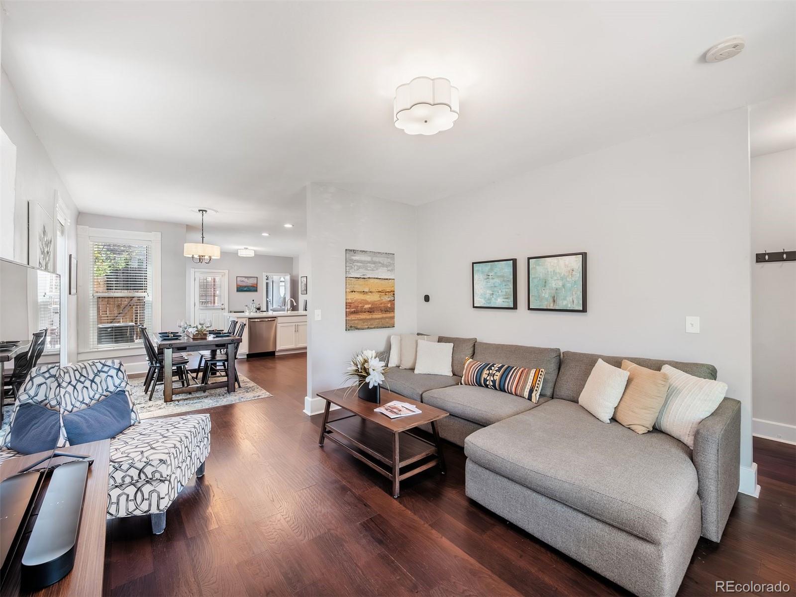 Jefferson Park Denver Home | MLS #: 70401312560  River Drive, Denver Beds: 2 Baths: 3 Price: $700,000
