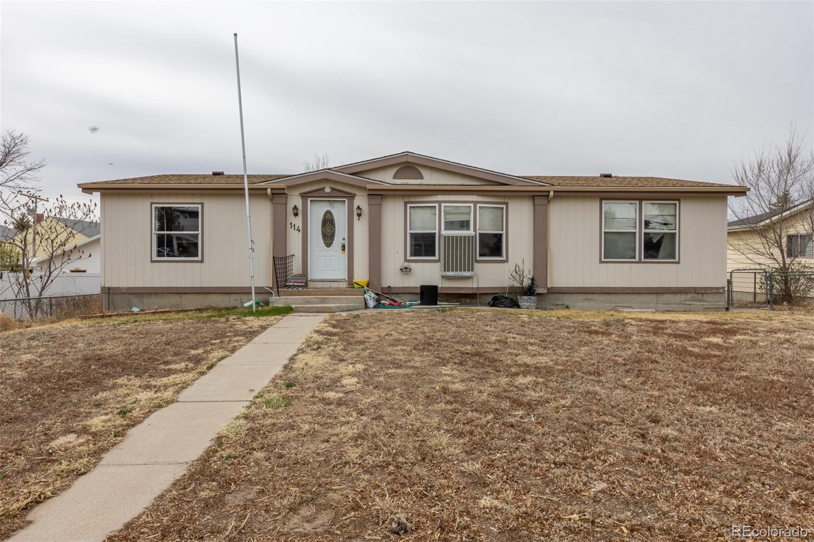 114  6th Street, hugo&nbsp; House Search MLS Picture