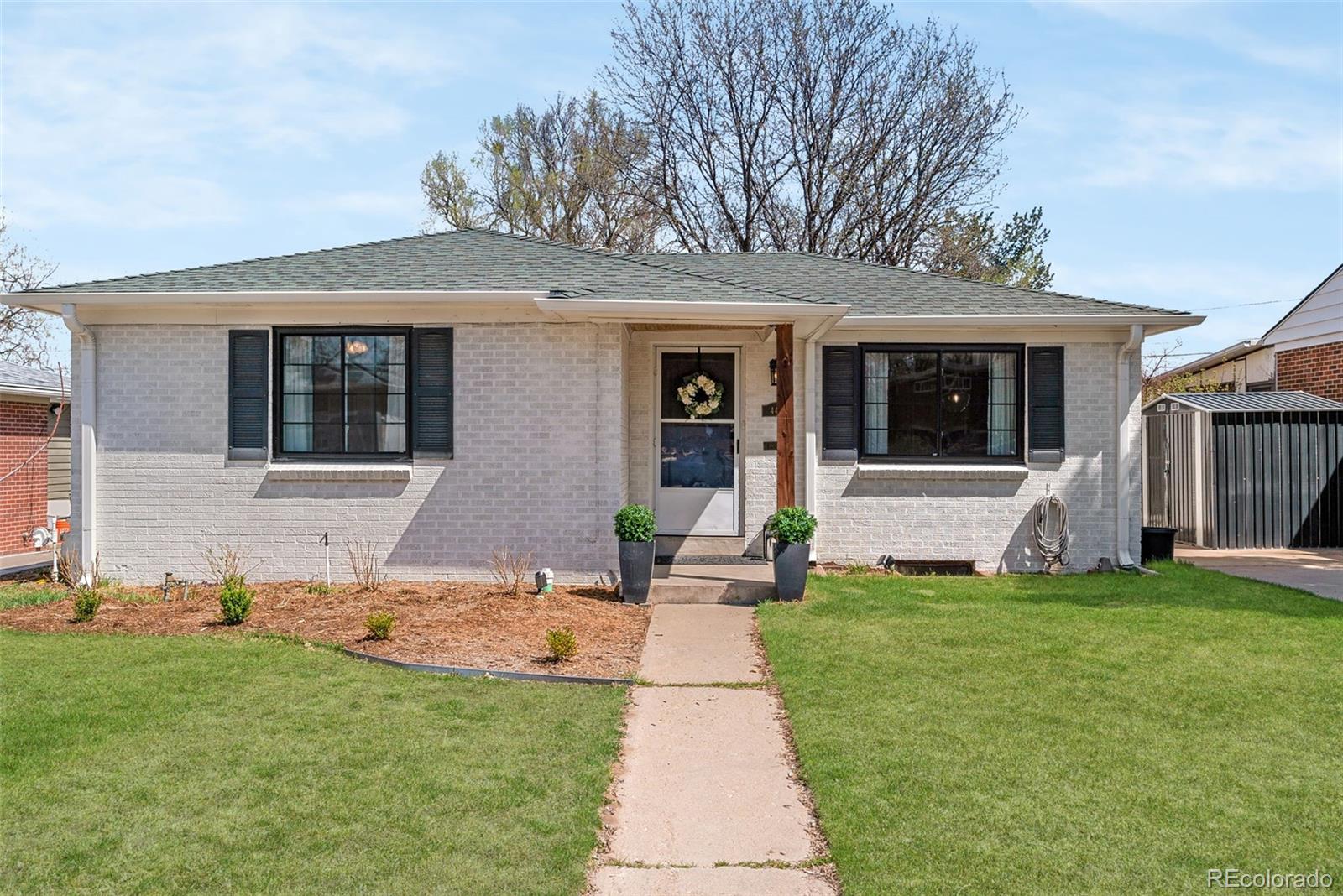 Monaco Gardens Denver Home | MLS #: 9591763440 S Leyden Street, Denver Beds: 3 Baths: 2 Price: $550,000