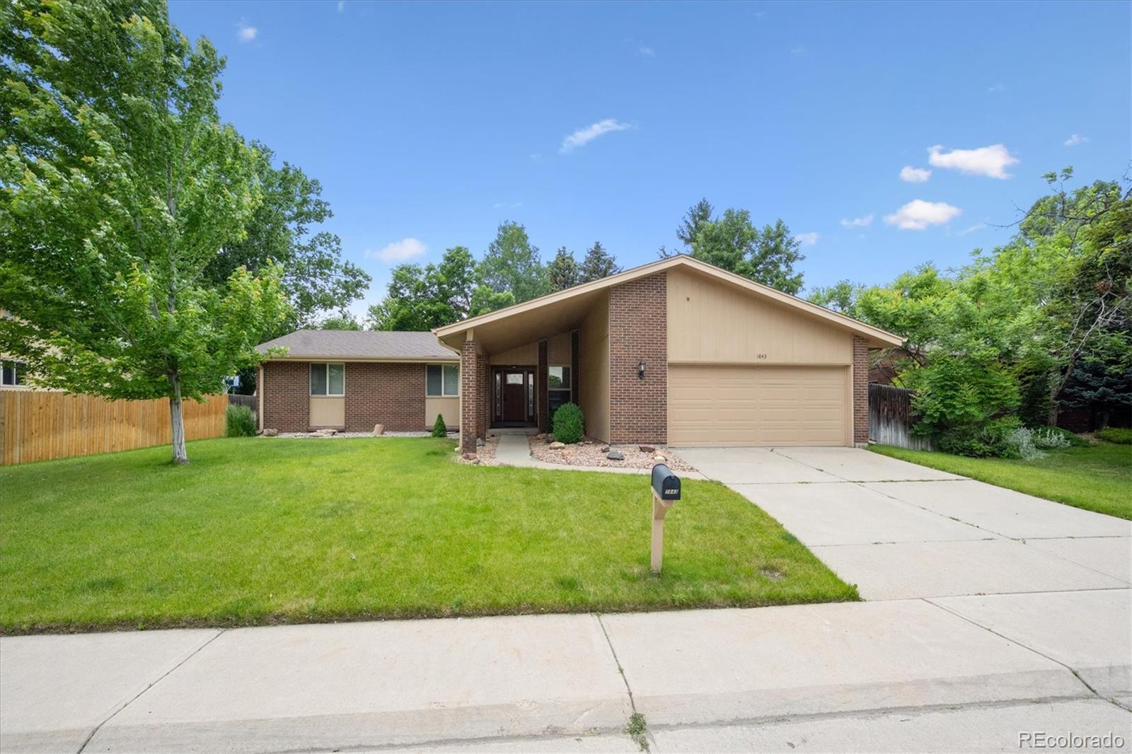 1843 S Pierson Court, lakewood&nbsp; House Search MLS Picture