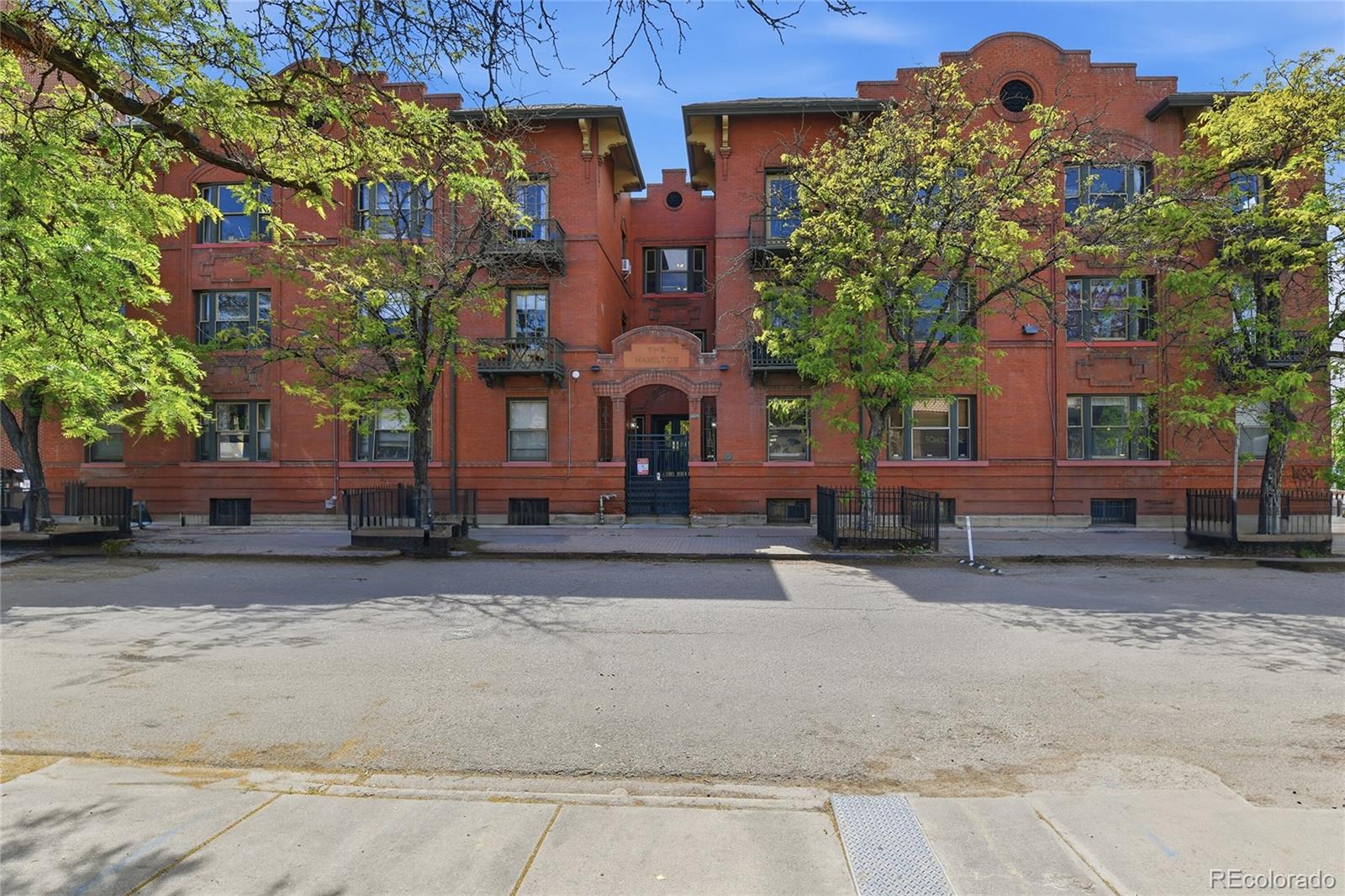 Cheesman Park Denver Condo / Townhome | MLS #: 56995821475 N Humboldt Street 2, Denver Beds: 2 Baths: 1 Price: $260,000