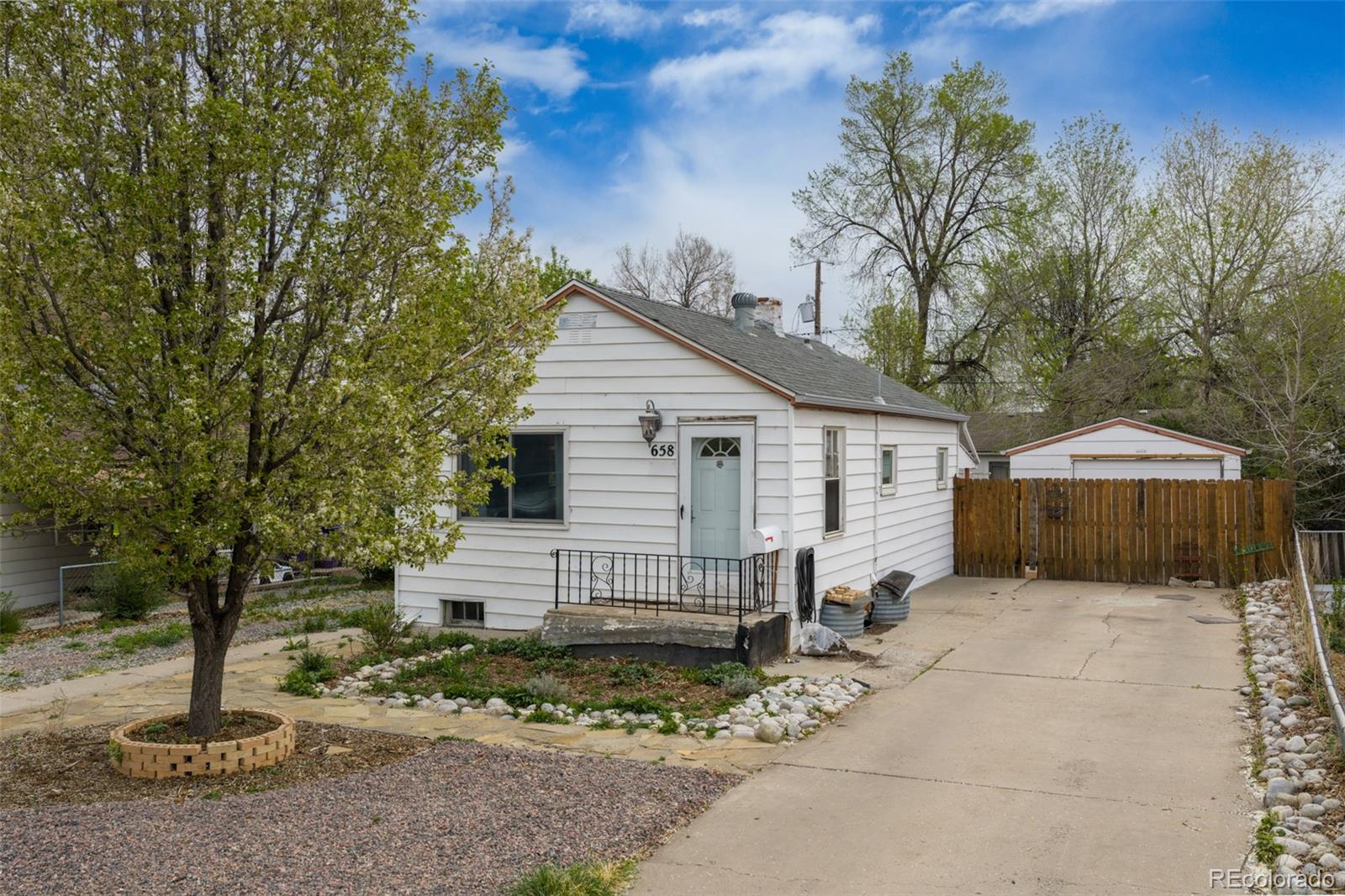 658 S Newton Street, denver&nbsp; House Search MLS Picture