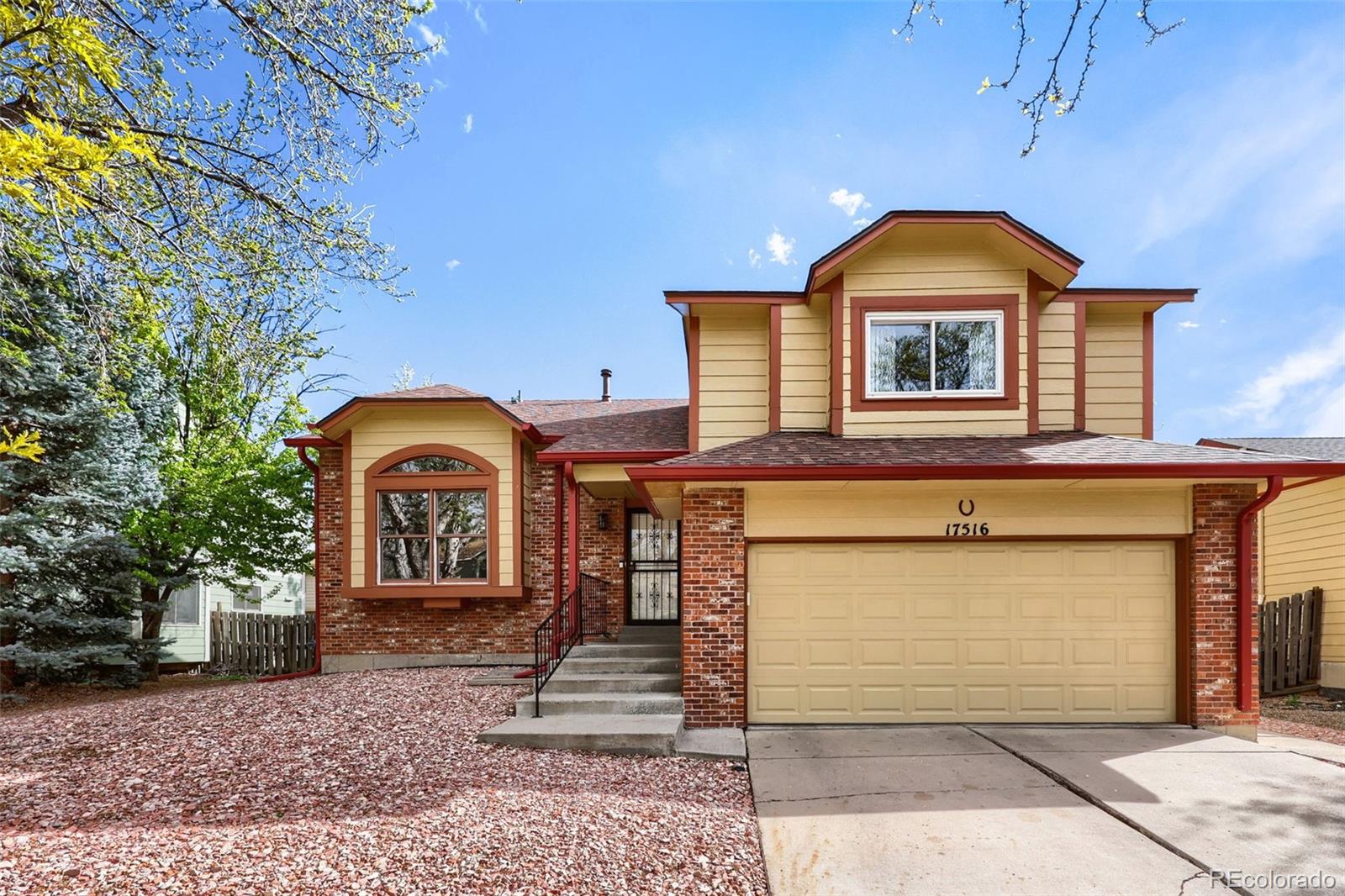 Country Lane Aurora Home | MLS #: 968167917516 E Wesley Place, Aurora Beds: 4 Baths: 3 Price: $560,000