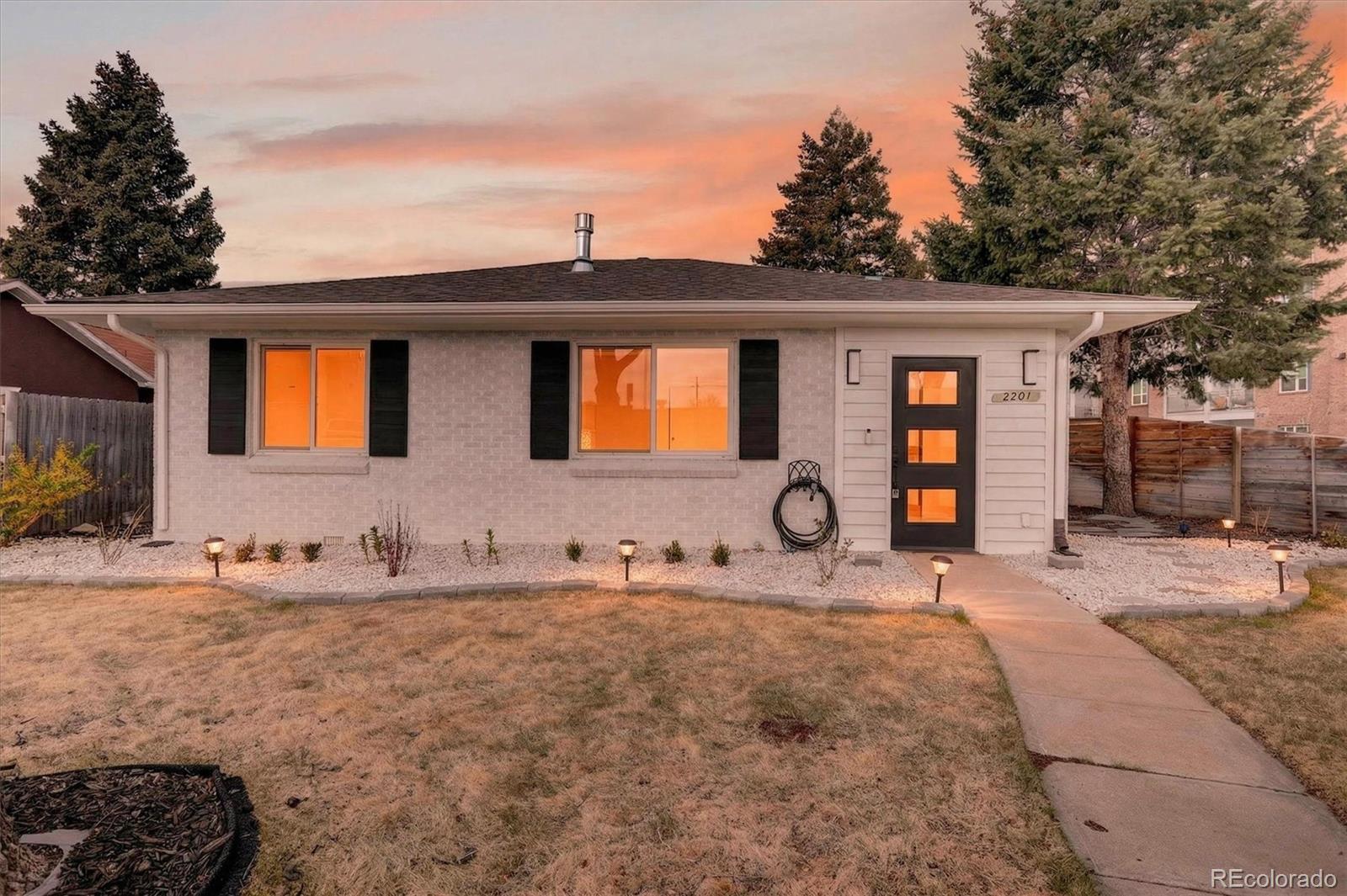 University Denver Home | MLS #: 69399592201 S Dexter Street, Denver Beds: 2 Baths: 1 Price: $599,000
