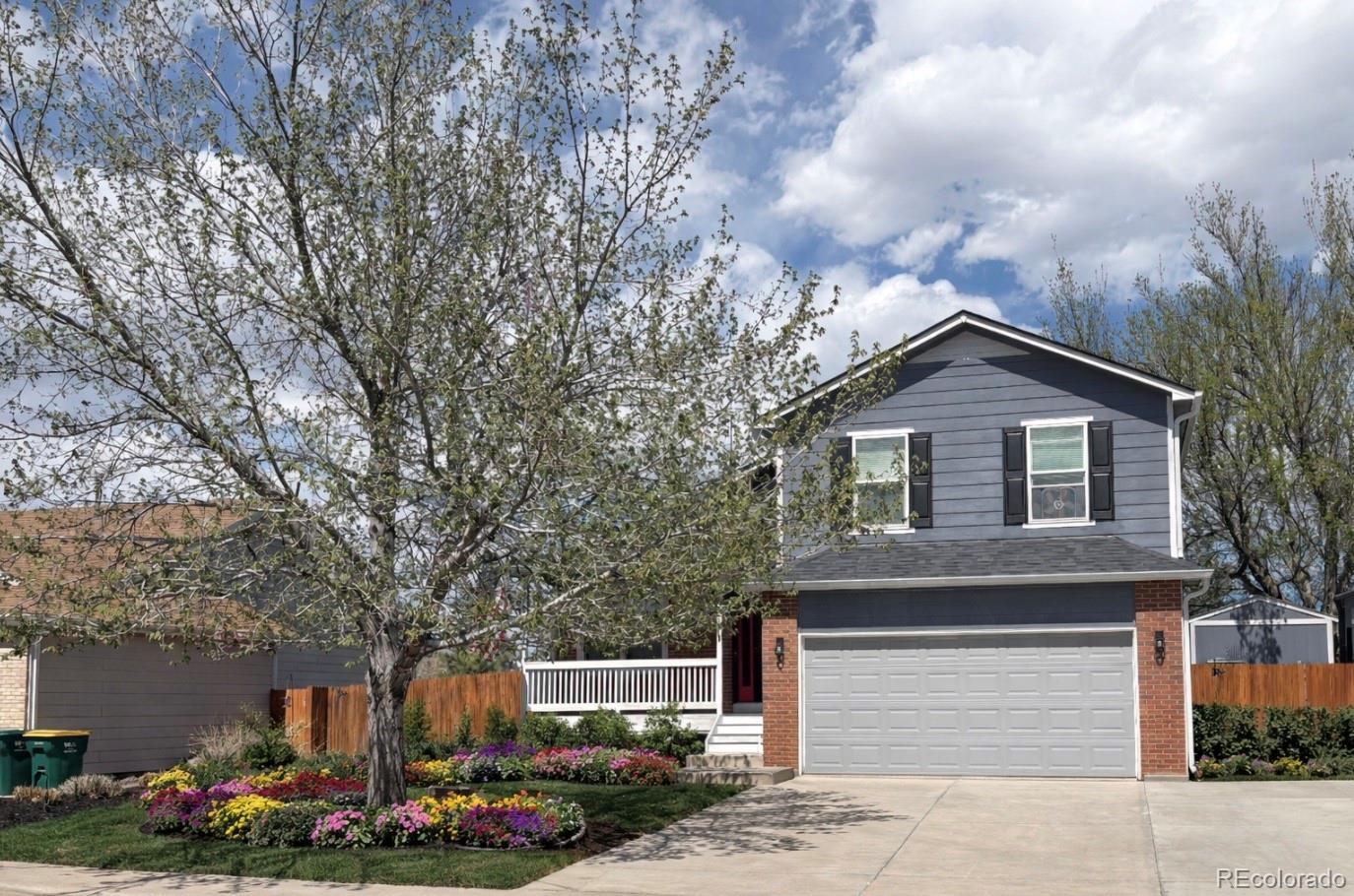 Wolhurst Landing Littleton Home | MLS #: 43208822961 W Davies Avenue, Littleton Beds: 3 Baths: 3 Price: $650,000