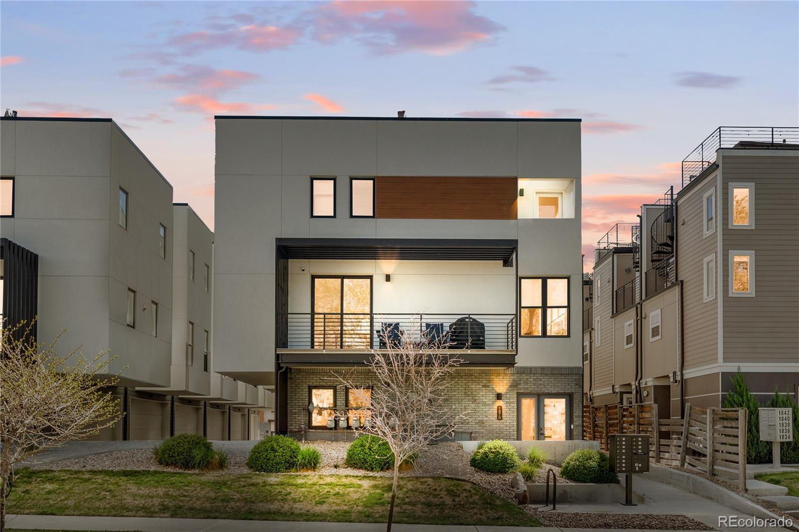 Sloans Denver Condo / Townhome | MLS #: 71146601870  Irving Street , Denver Beds: 2 Baths: 3 Price: $789,000