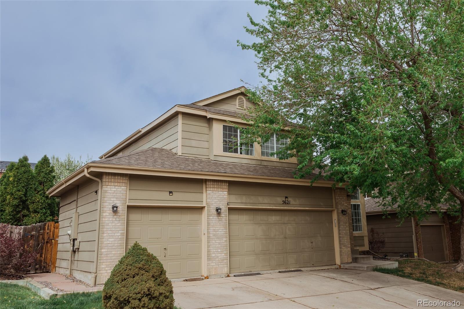 Park View Centennial Home | MLS #: 26337495621 S Ireland Street, Centennial Beds: 4 Baths: 3 Price: $528,000