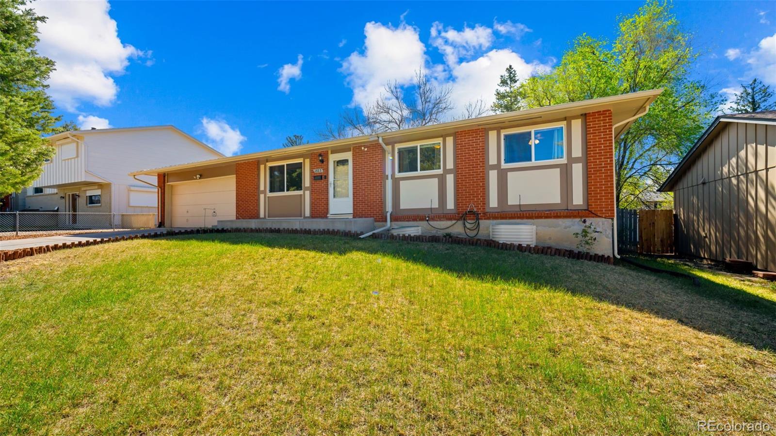 1523  Saratoga Drive, colorado springs&nbsp; House Search MLS Picture