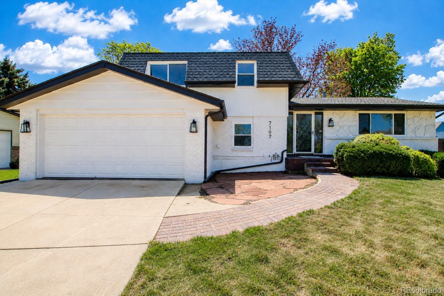 Ridgeview Hills Park Centennial Home | MLS #: 76383537197 S Fairfax Court, Centennial Beds: 4 Baths: 3 Price: $720,000