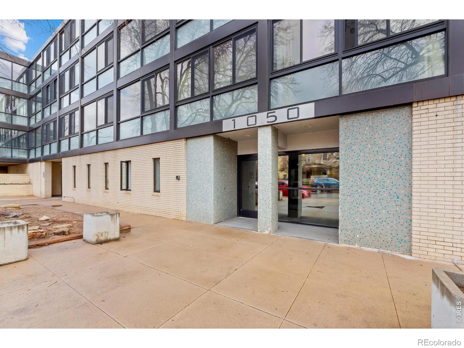 1050 N Corona Street, denver&nbsp; House Search MLS Picture