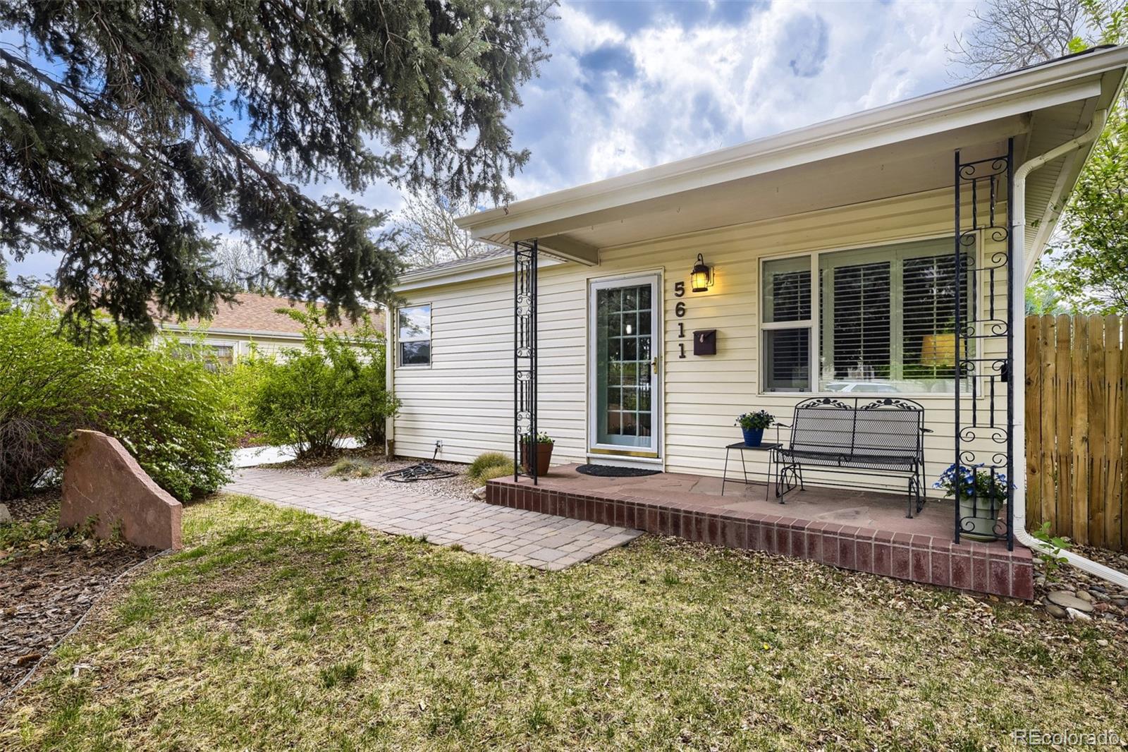 5611 S Hickory Street, littleton&nbsp; House Search MLS Picture