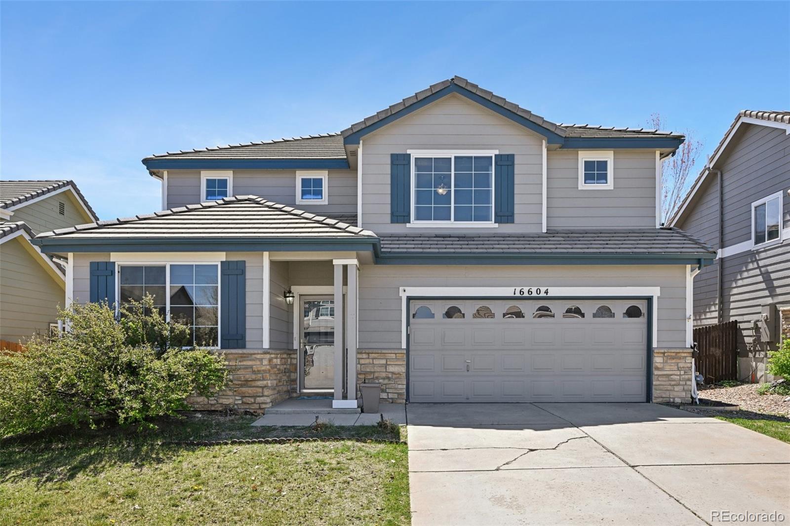 Antelope Heights Parker Home | MLS #: 952502516604 E Hollow Horn Avenue, Parker Beds: 4 Baths: 3 Price: $584,900