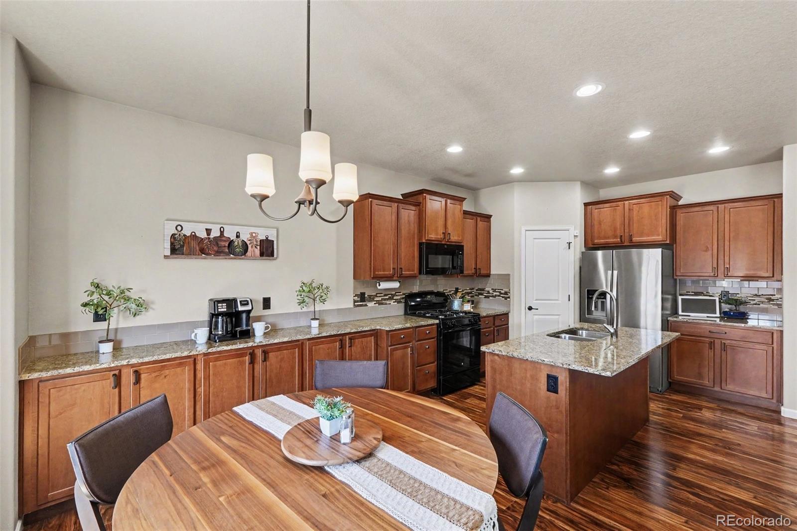 843  Settlers Drive, milliken&nbsp; House Search MLS Picture