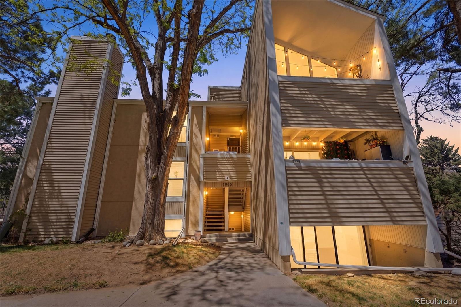 aurora&nbsp; House Search Picture