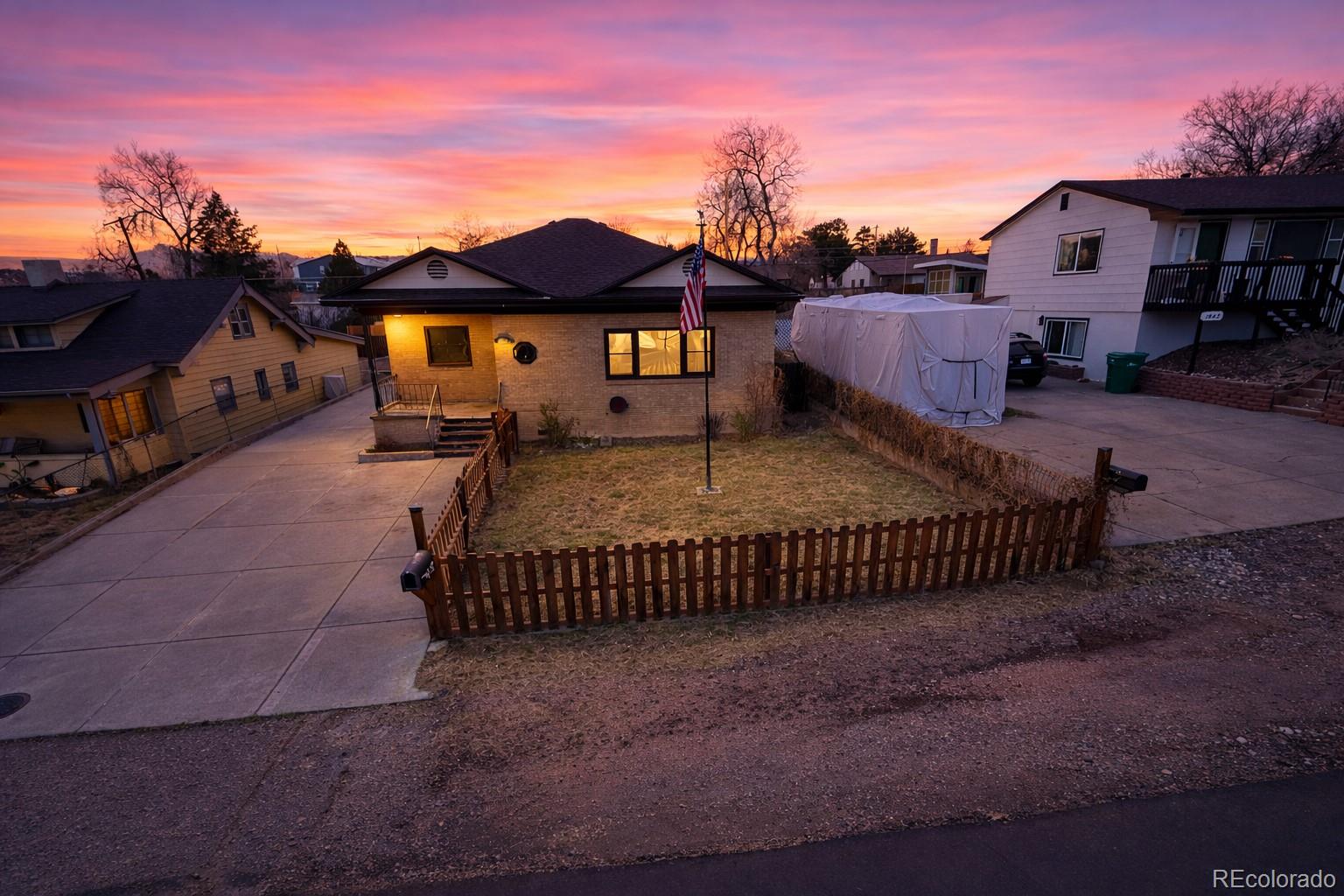 lakewood&nbsp; House Search Picture