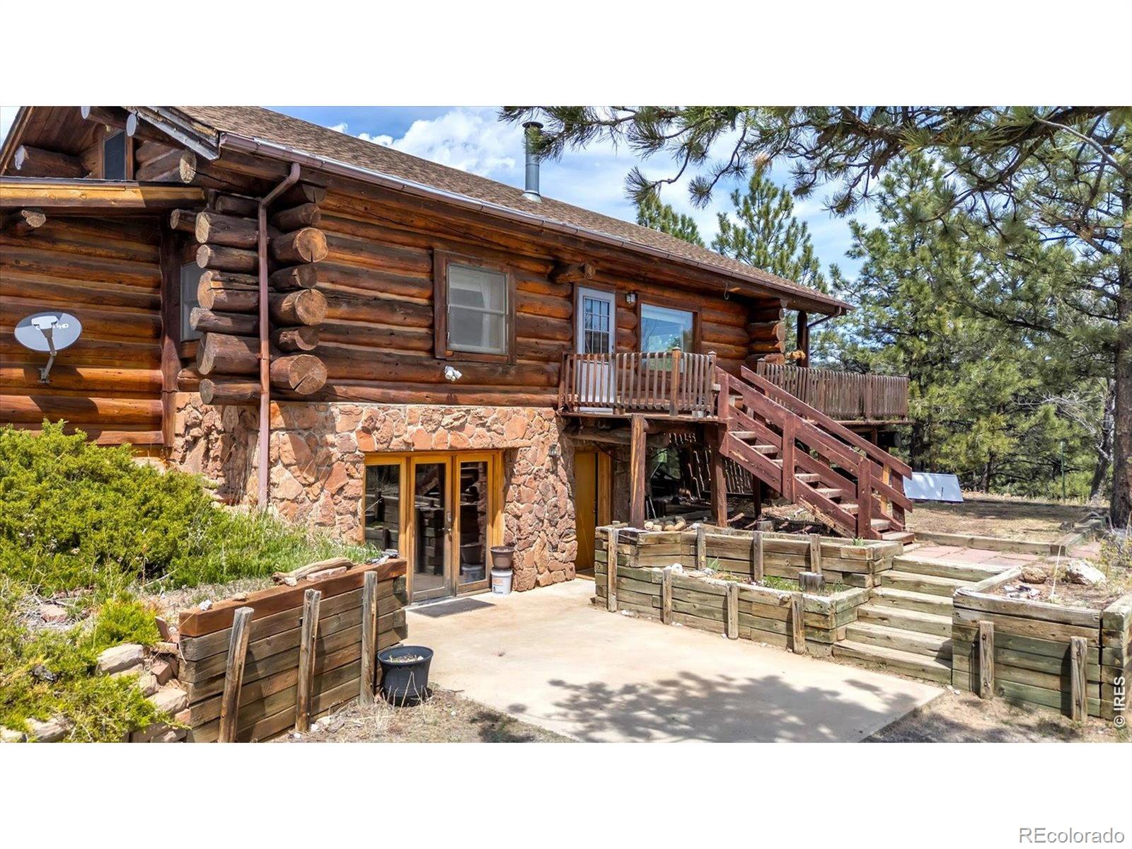  Boulder Home | MLS #: 4567891056548679  Cougar Drive, Boulder Beds: 3 Baths: 3 Price: $749,000