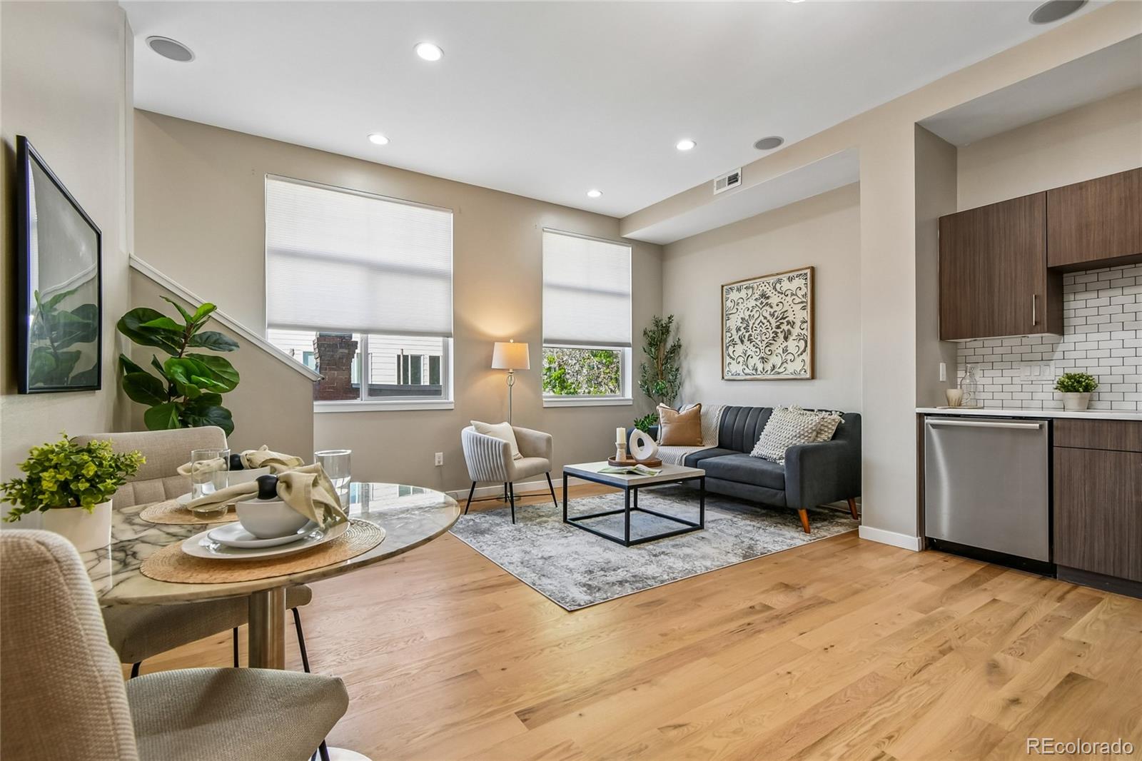 Clements Denver Condo / Townhome | MLS #: 68080332327  Glenarm Place 2, Denver Beds: 2 Baths: 2 Price: $584,000