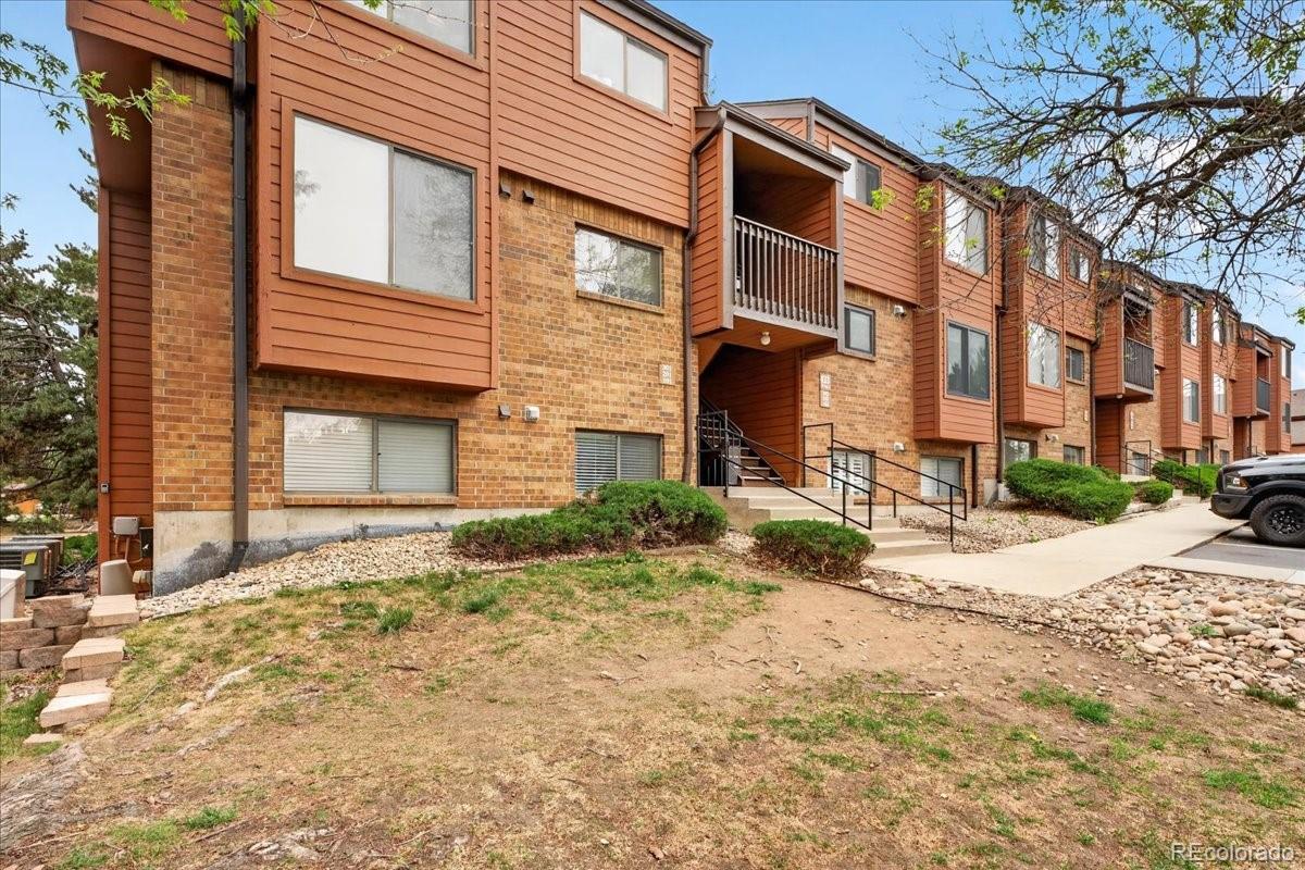 Telluride Lakewood Condo / Townhome | MLS #: 7128942433  Wright Street 101, Lakewood Beds: 2 Baths: 1 Price: $309,000