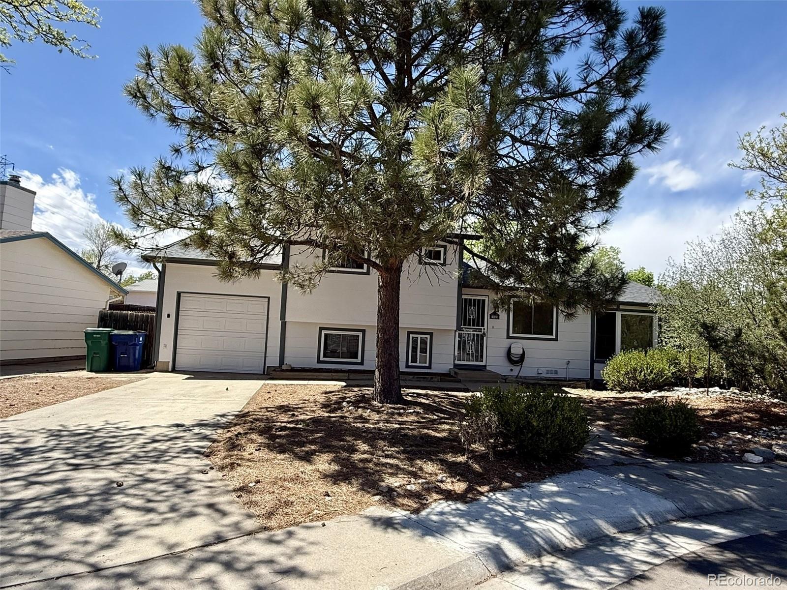 Stone Ridge Aurora Home | MLS #: 74774111865 S Ivory Court, Aurora Beds: 3 Baths: 2 Price: $419,000