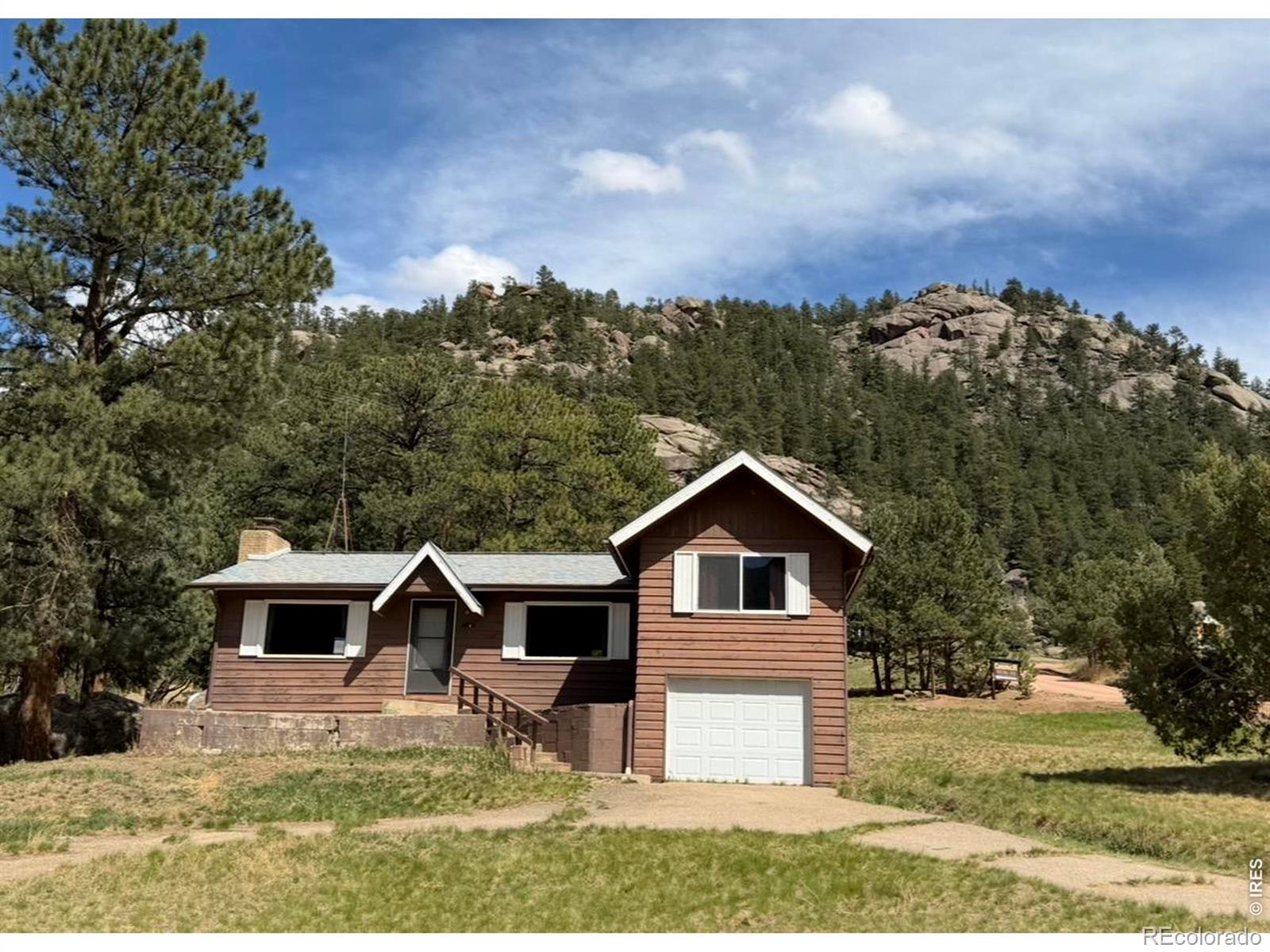  Lyons Home | MLS #: 45678910567998  Estes Park Estates Drive, Lyons Beds: 2 Baths: 1 Price: $479,000