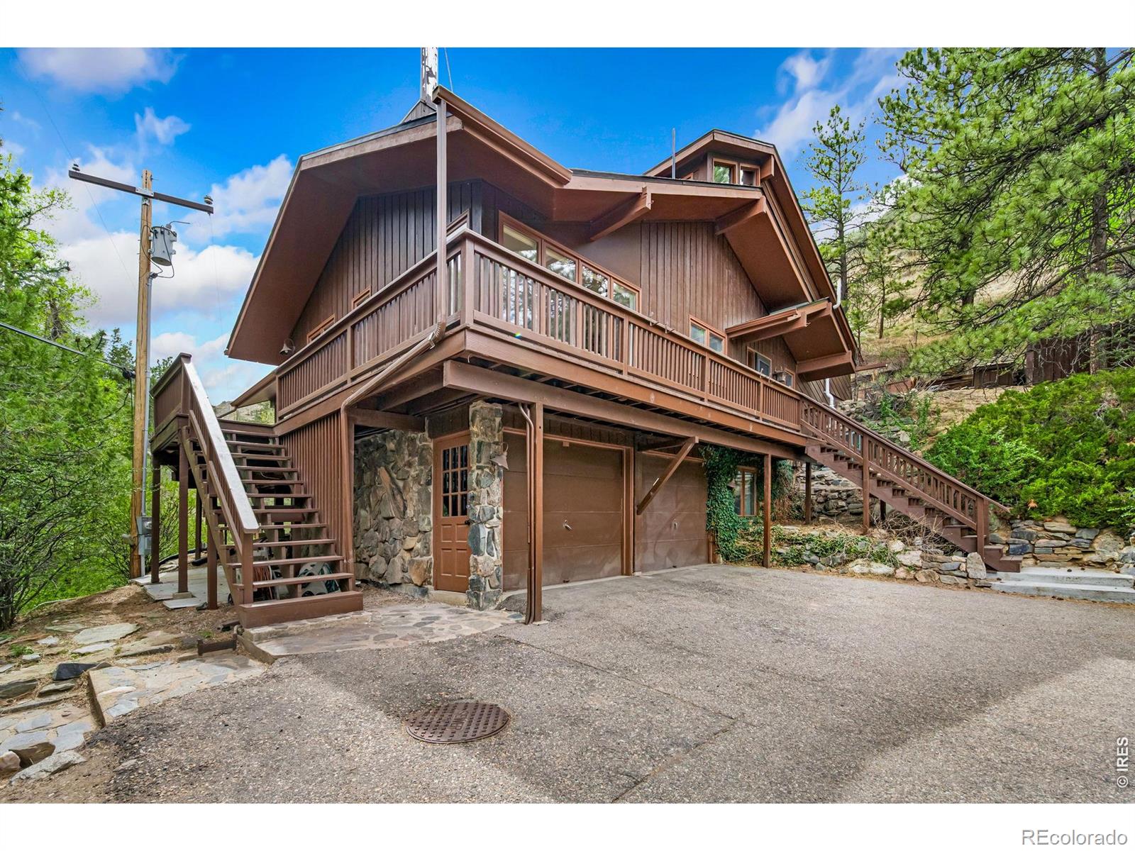 31  Kings Canyon Road, bellvue&nbsp; House Search MLS Picture