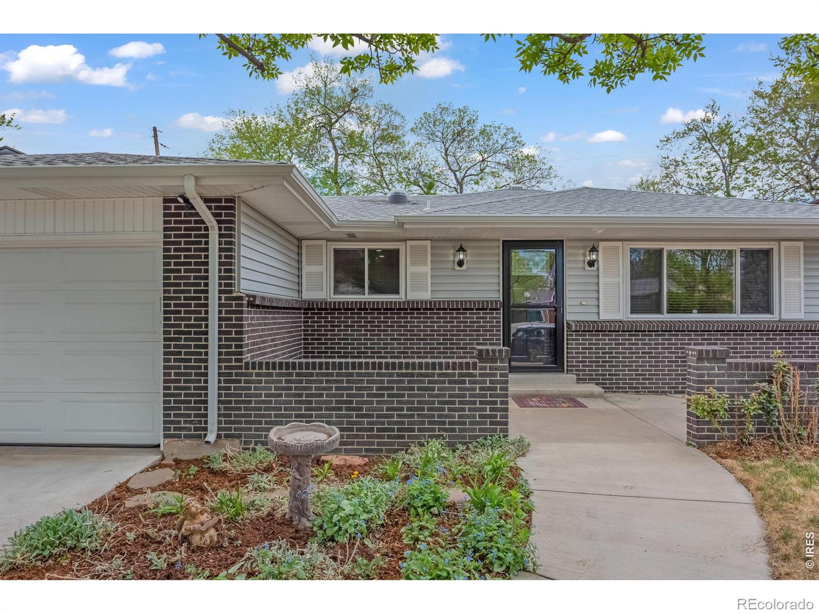 991 S Holland Court, lakewood&nbsp; House Search MLS Picture