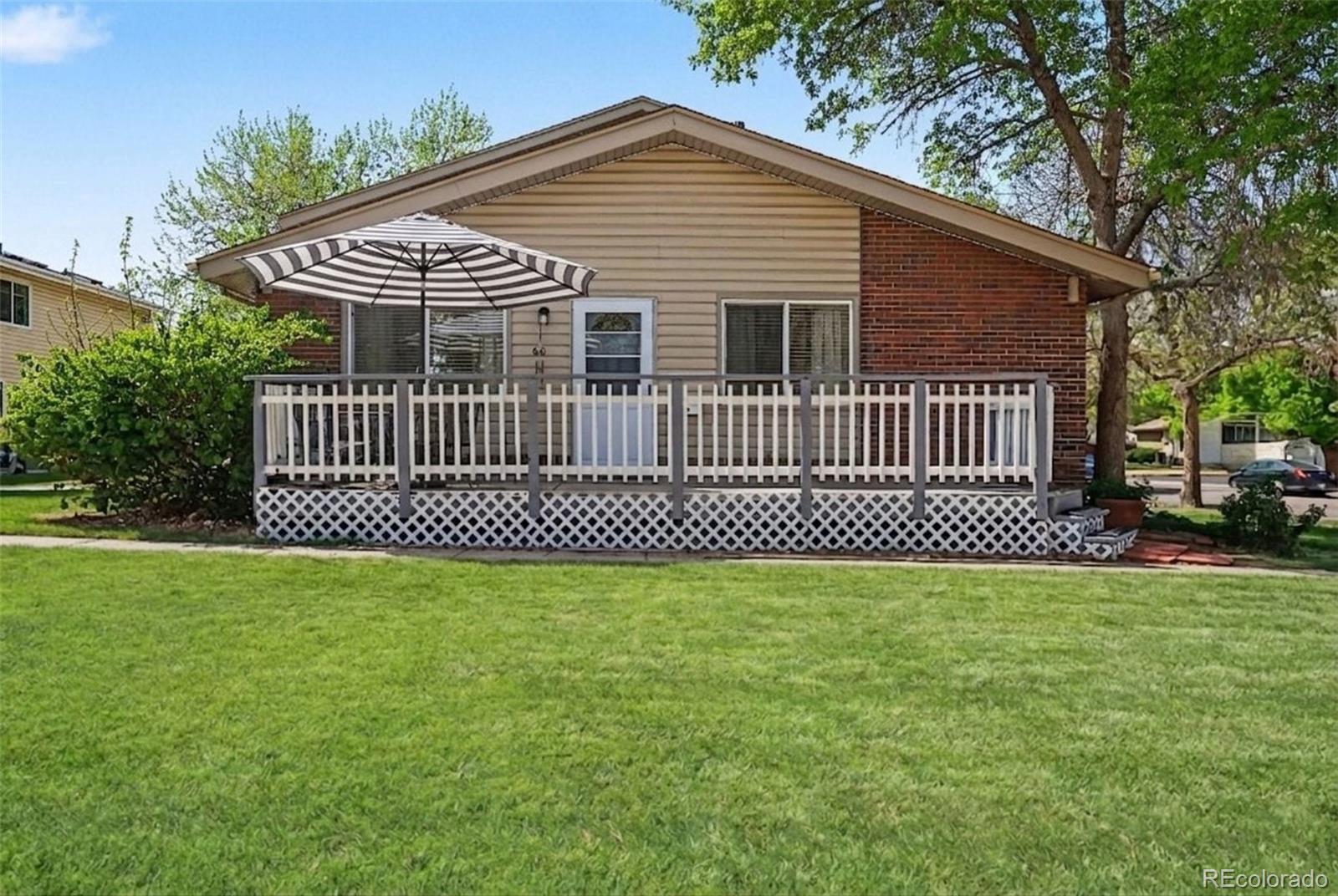 Jefferson Green Lakewood Condo / Townhome | MLS #: 18826303355 S Flower Street 60, Lakewood Beds: 2 Baths: 1 Price: $290,999