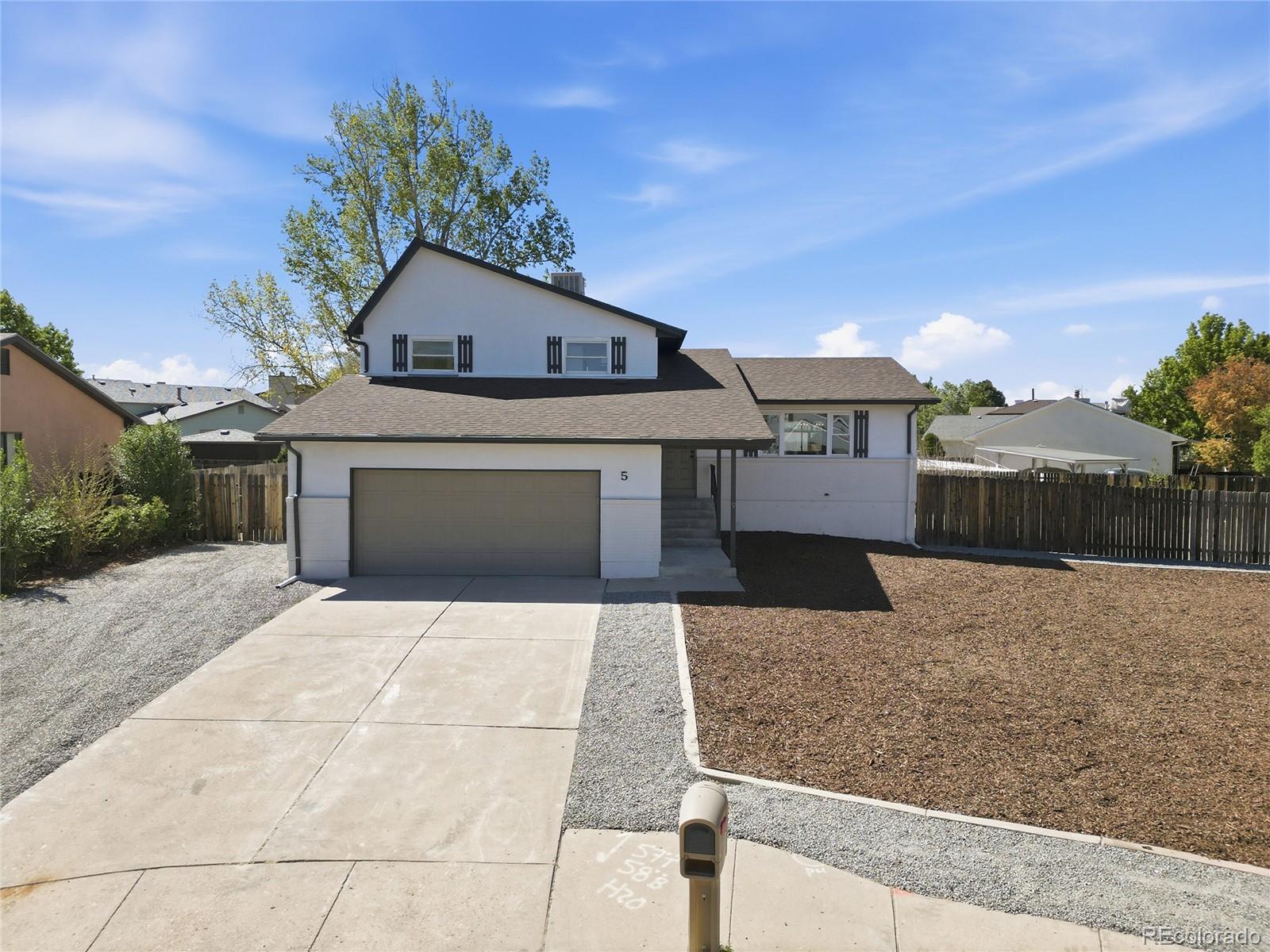 pueblo&nbsp; House Search Picture