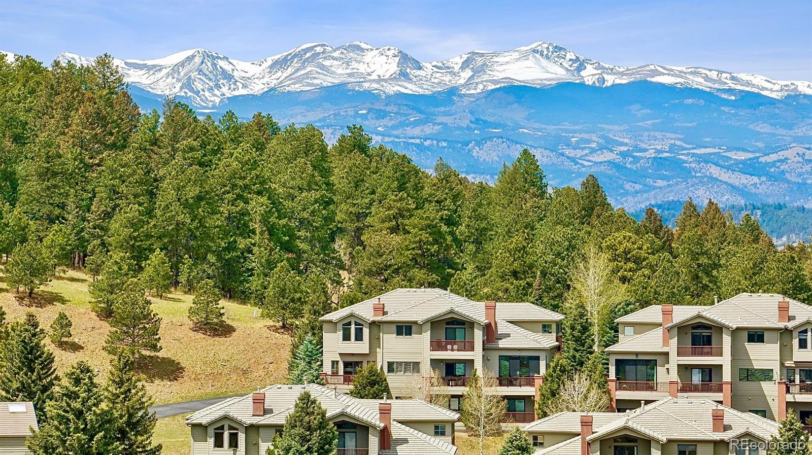 Chimney Creek Golden Condo / Townhome | MLS #: 9289236593  Ridgeside Drive , Golden Beds: 2 Baths: 4 Price: $939,900