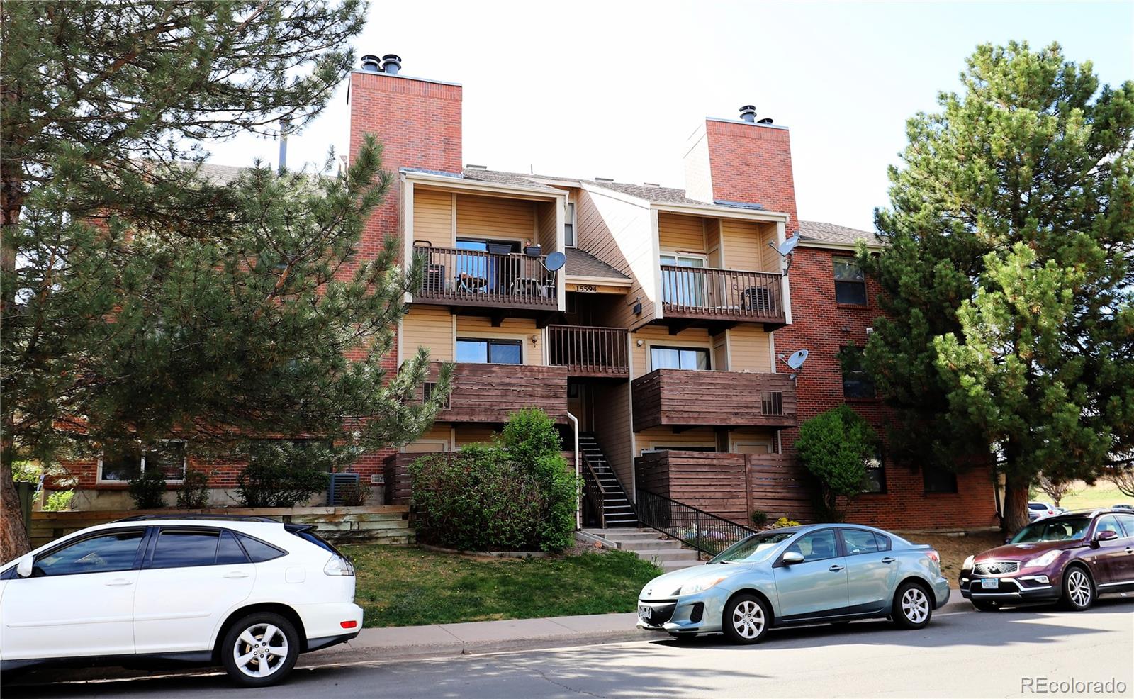 Chambers Place Aurora Condo / Townhome | MLS #: 509245115594 E Arizona Avenue 106, Aurora Beds: 2 Baths: 2 Price: $239,900