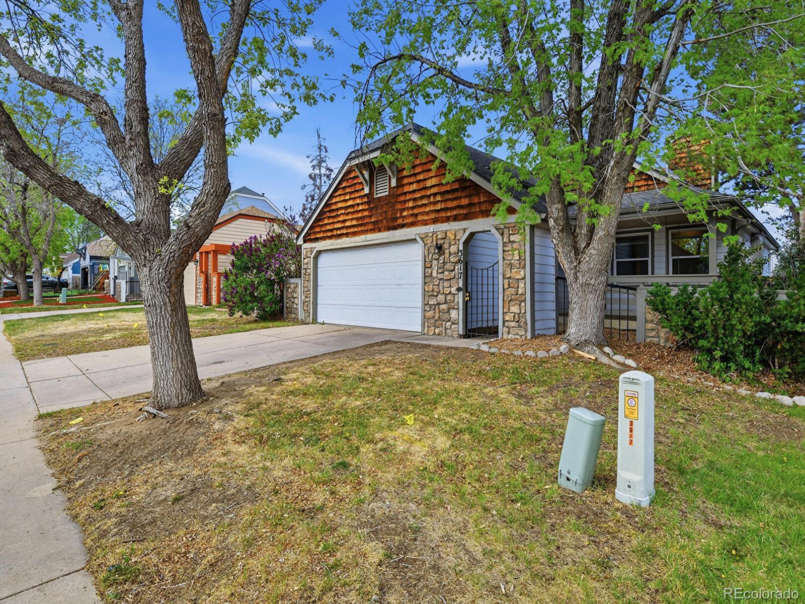 Hampden Hills Aurora Home | MLS #: 83351063617 S Fundy Way, Aurora Beds: 3 Baths: 2 Price: $445,000